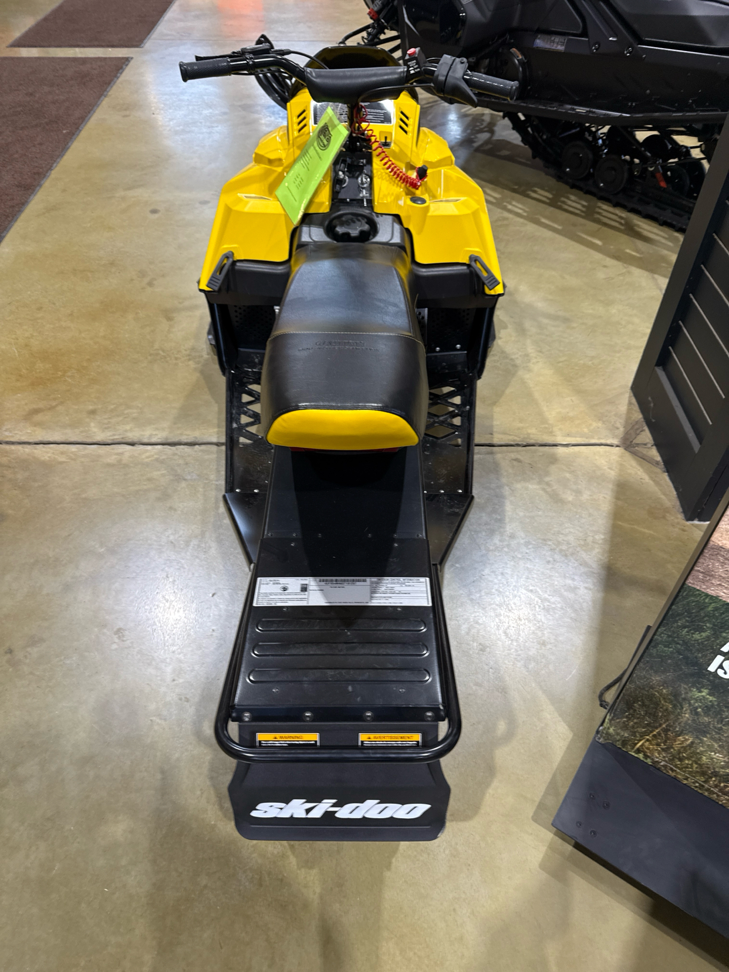 2025 Ski-Doo MXZ 200 ES Cobra 1.0 2