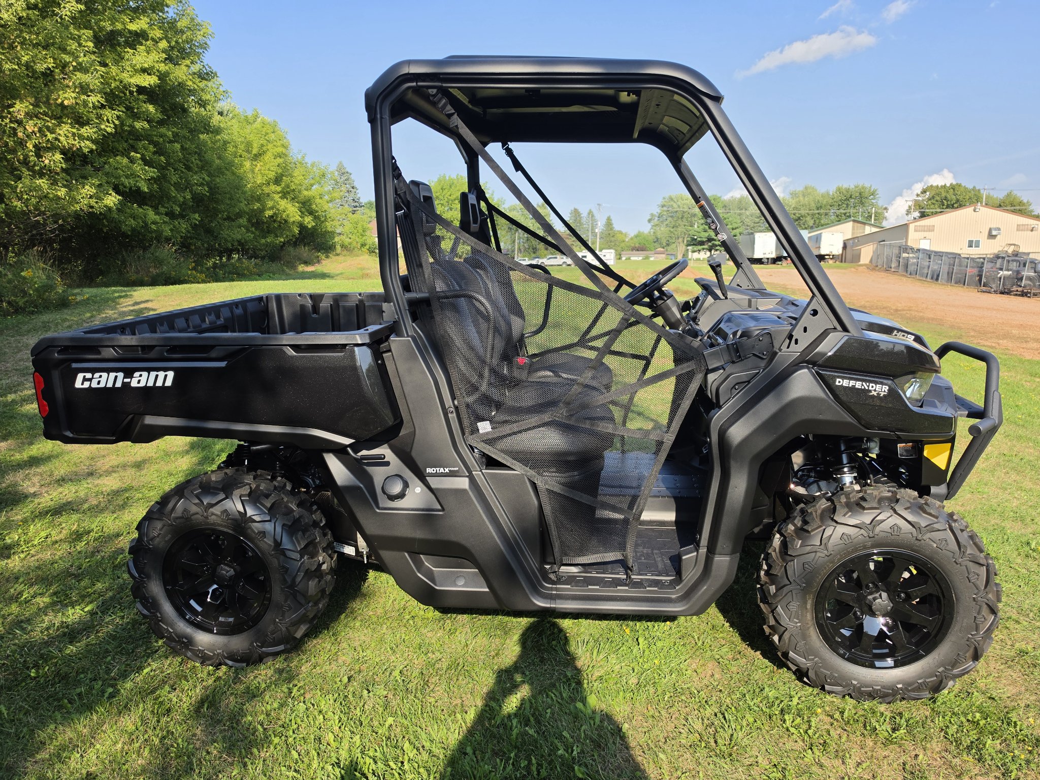 2026 Can-Am™ Defender XT HD9 3