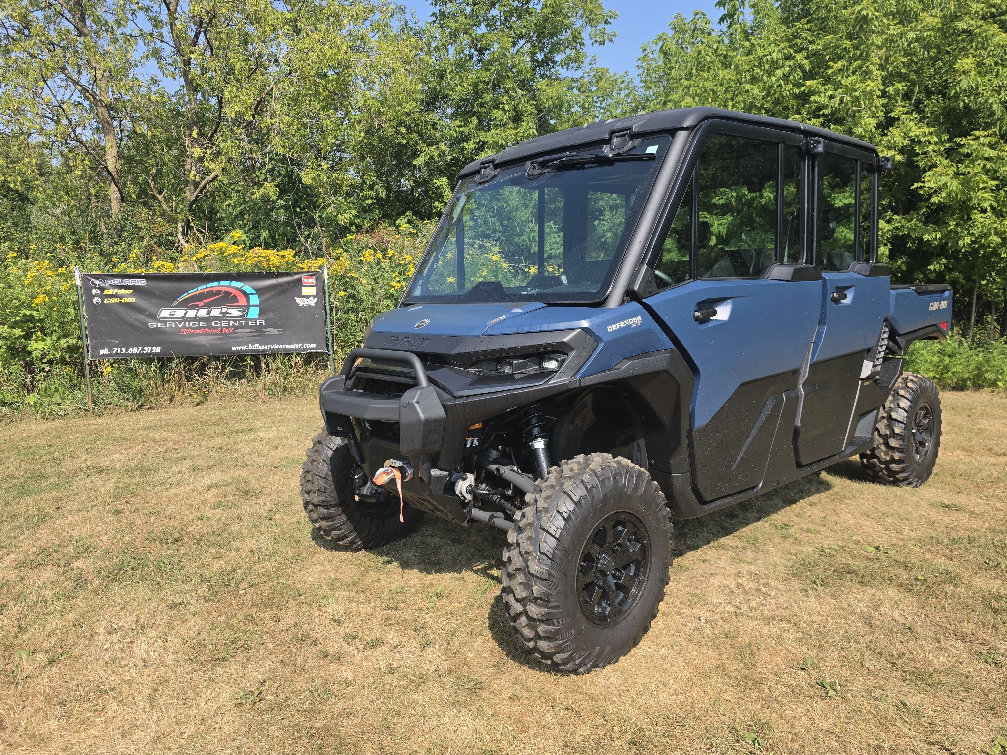 2026 Can-Am™ Defender MAX Limited HD11 1