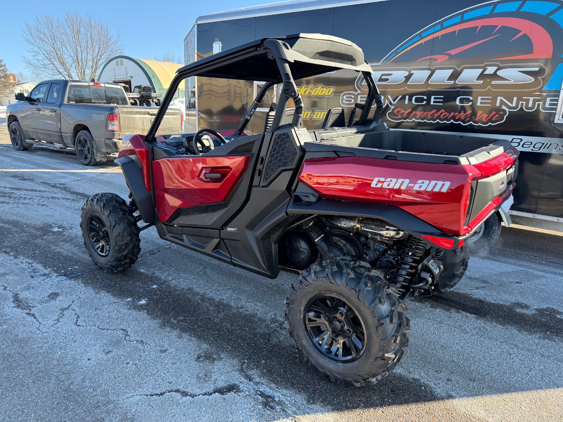 2026 Can-Am Commander XT 1000R in Stratford, Wisconsin - Photo 3
