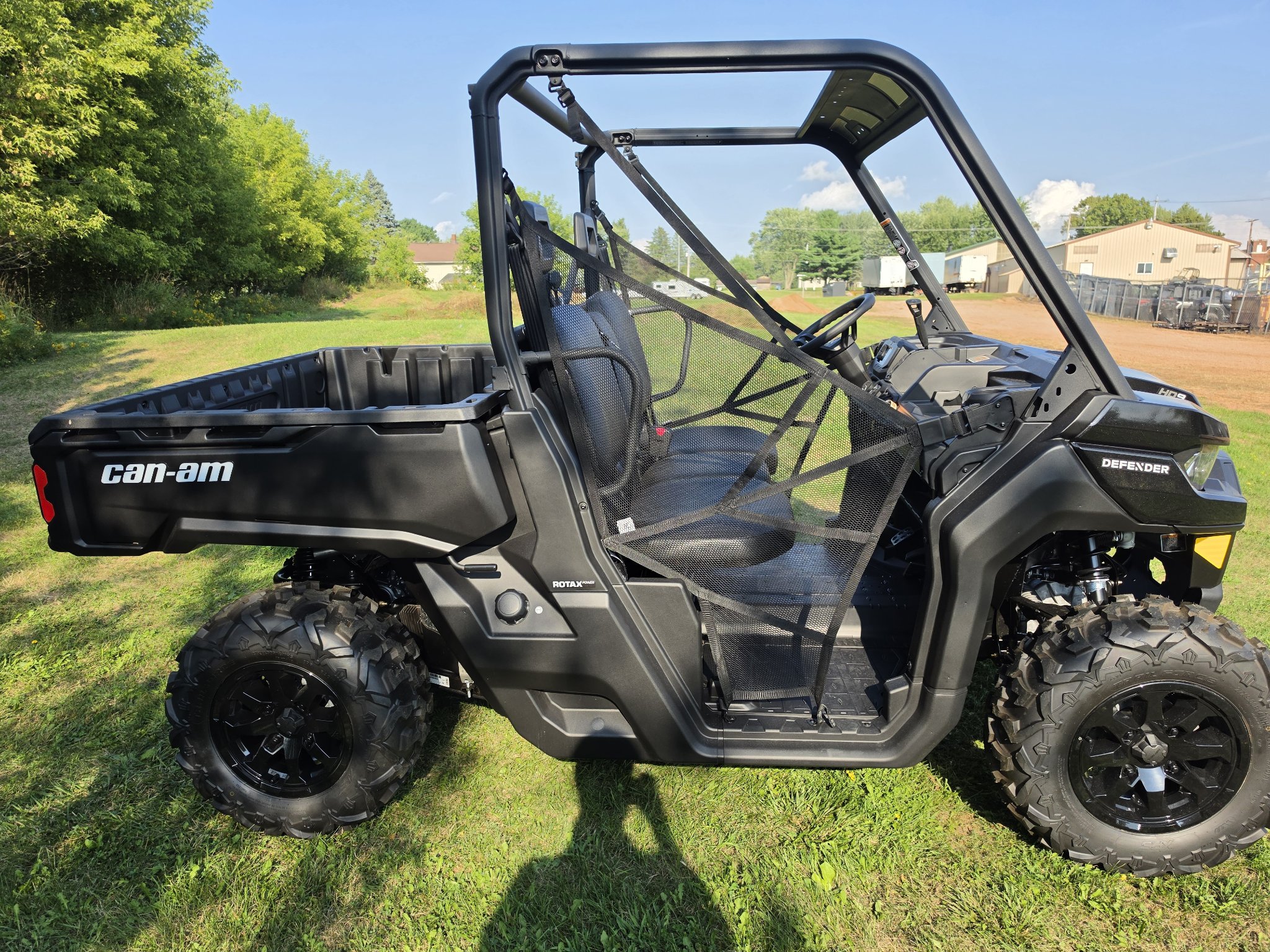 2026 Can-Am™ Defender DPS HD9 3