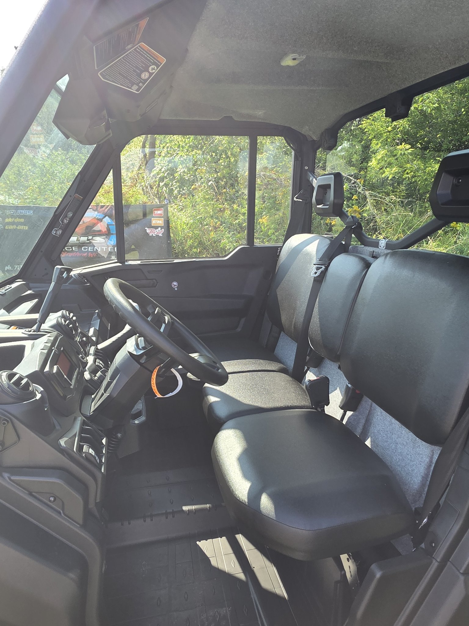2026 Can-Am™ Defender DPS CAB HD10 5