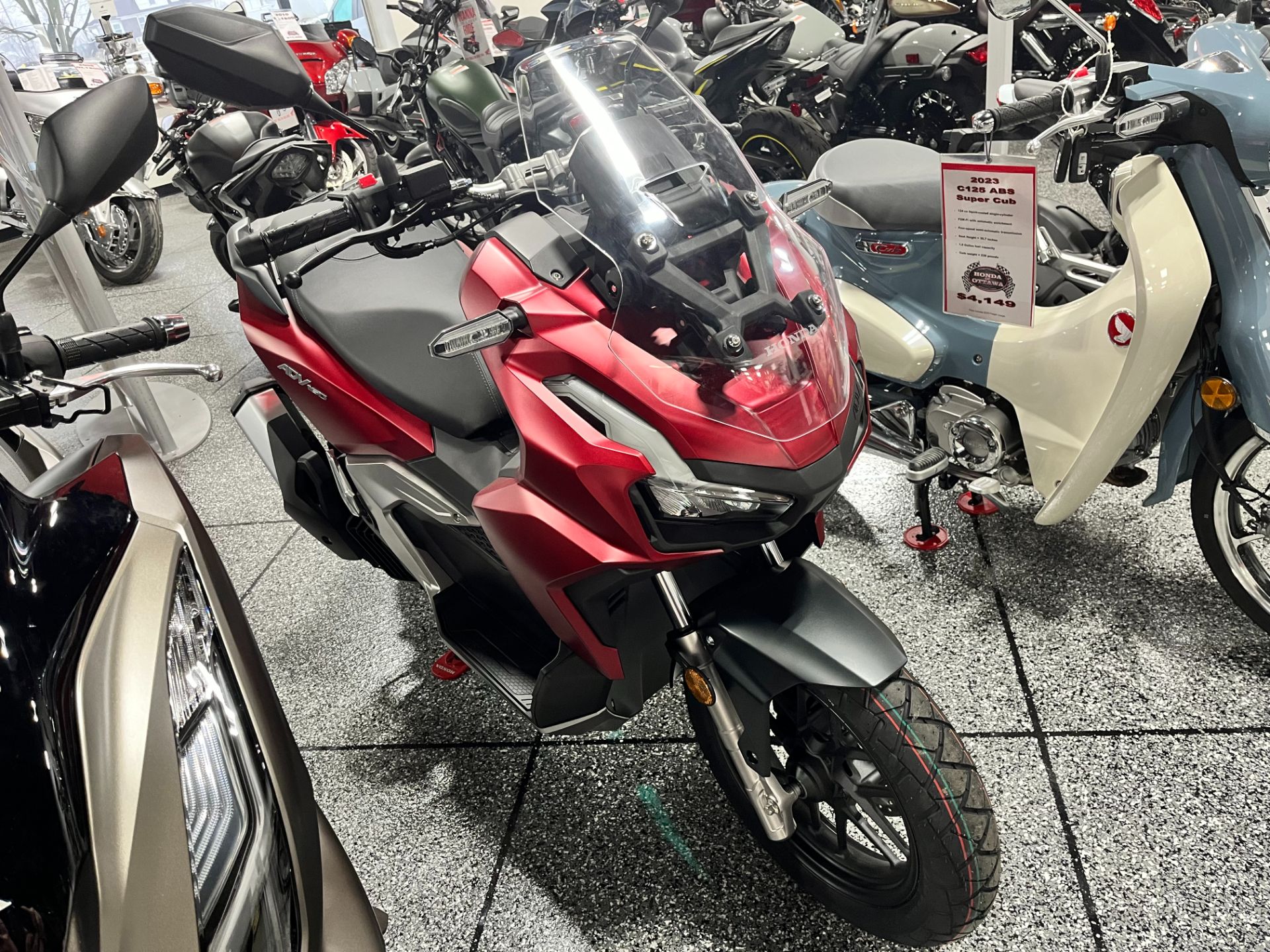 2024 Honda ADV160 3