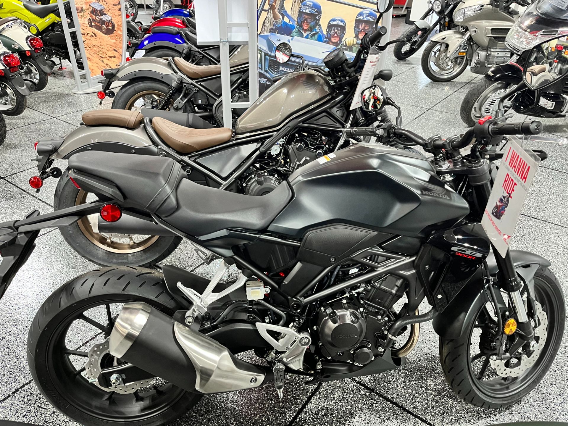 2024 CB300R ABS