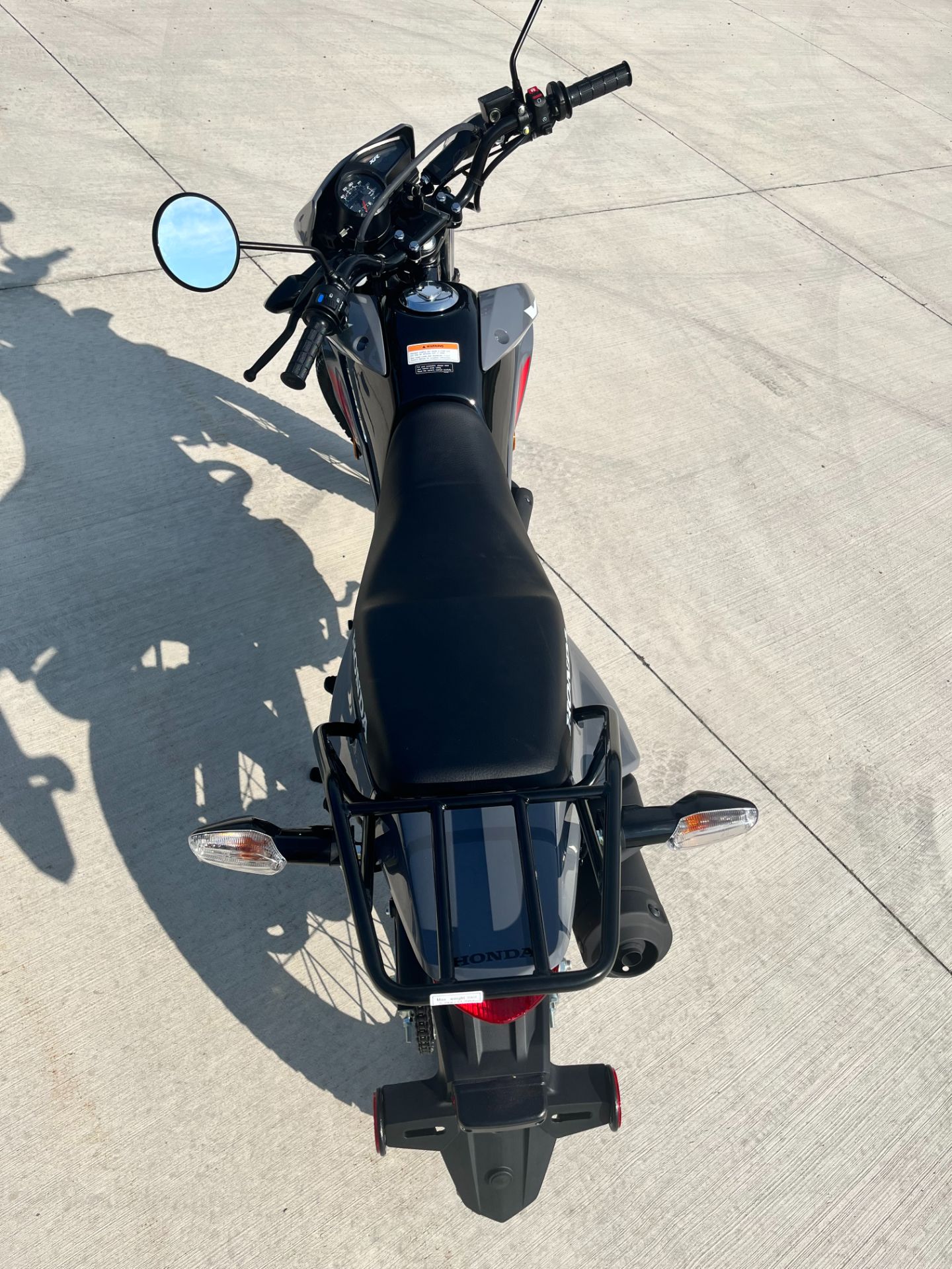 2025 Honda XR150L 5