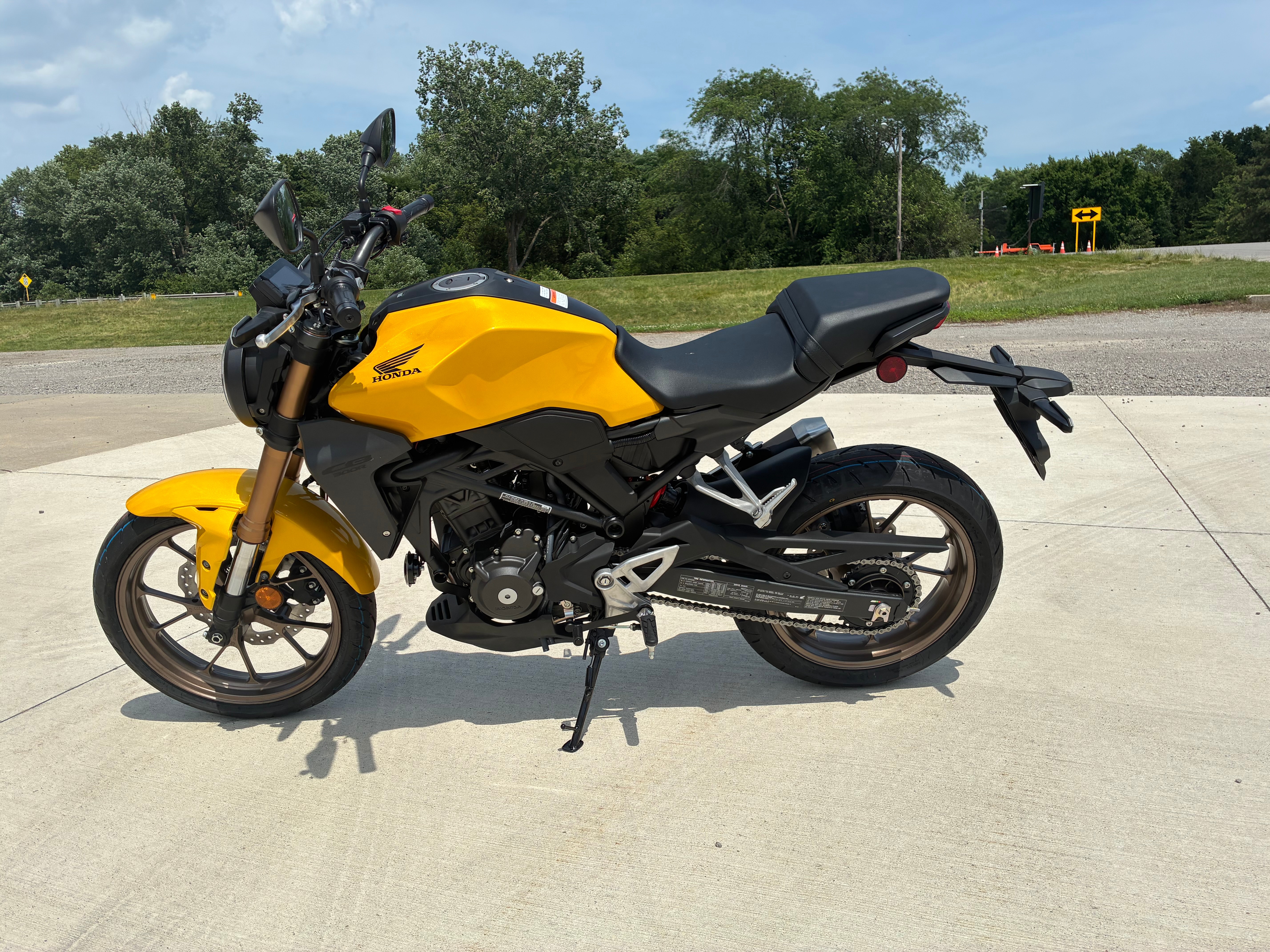 2026 CB300R ABS