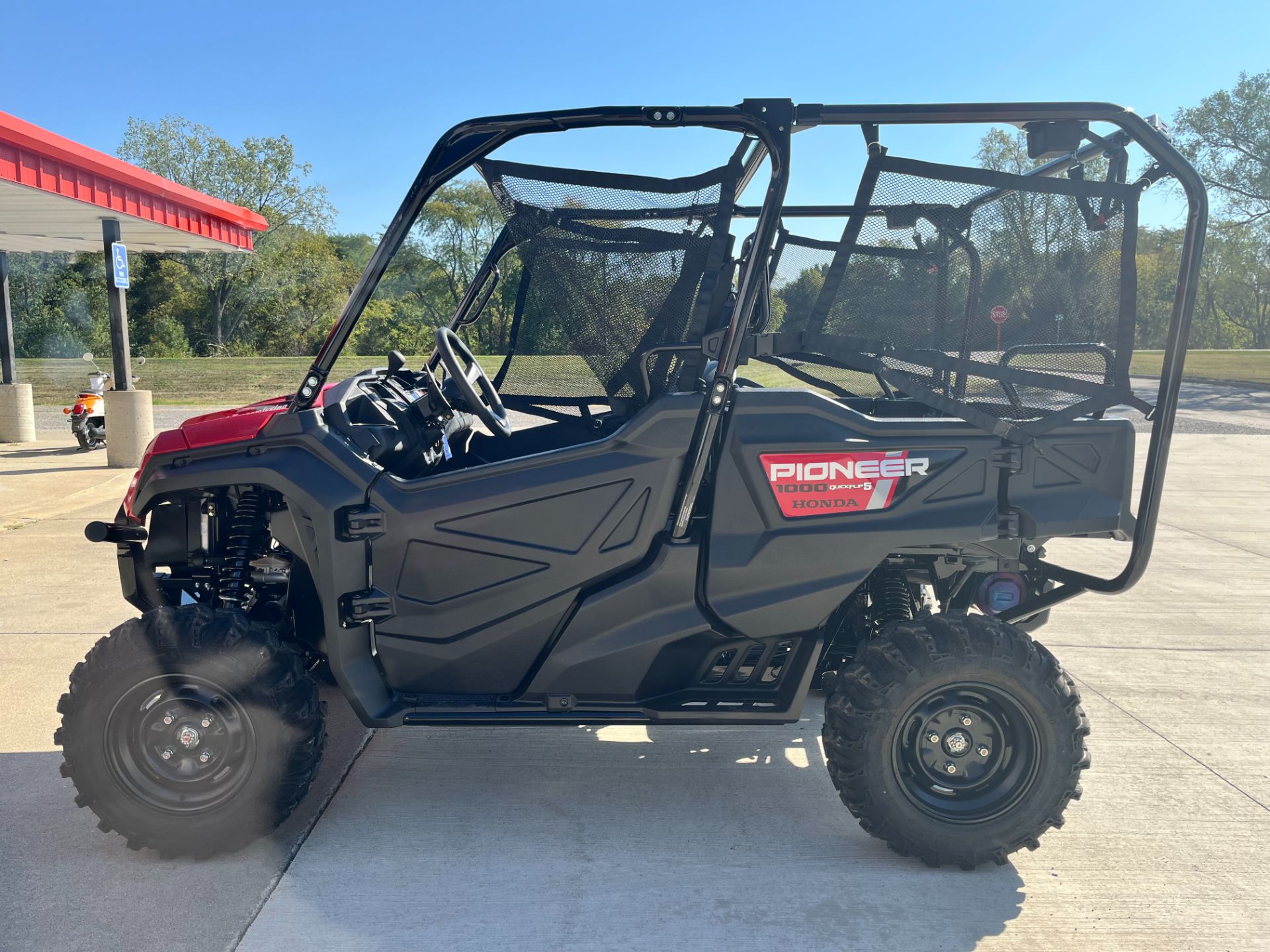 2025 Pioneer 1000-5