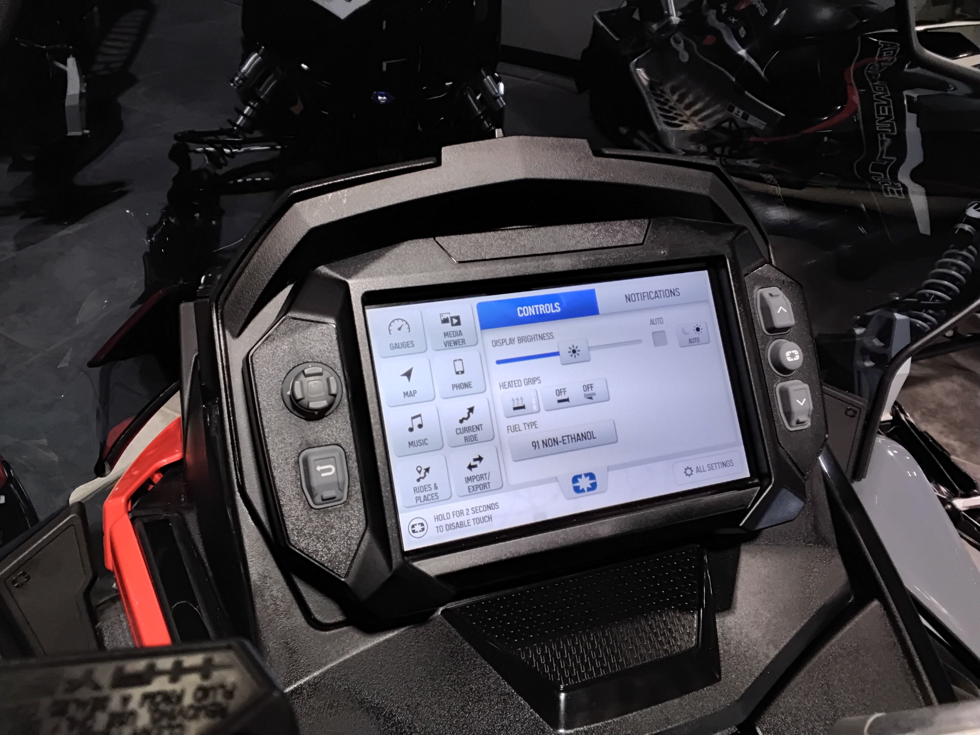 2024 Polaris Patriot Boost Indy VR1 137 SC ES 7