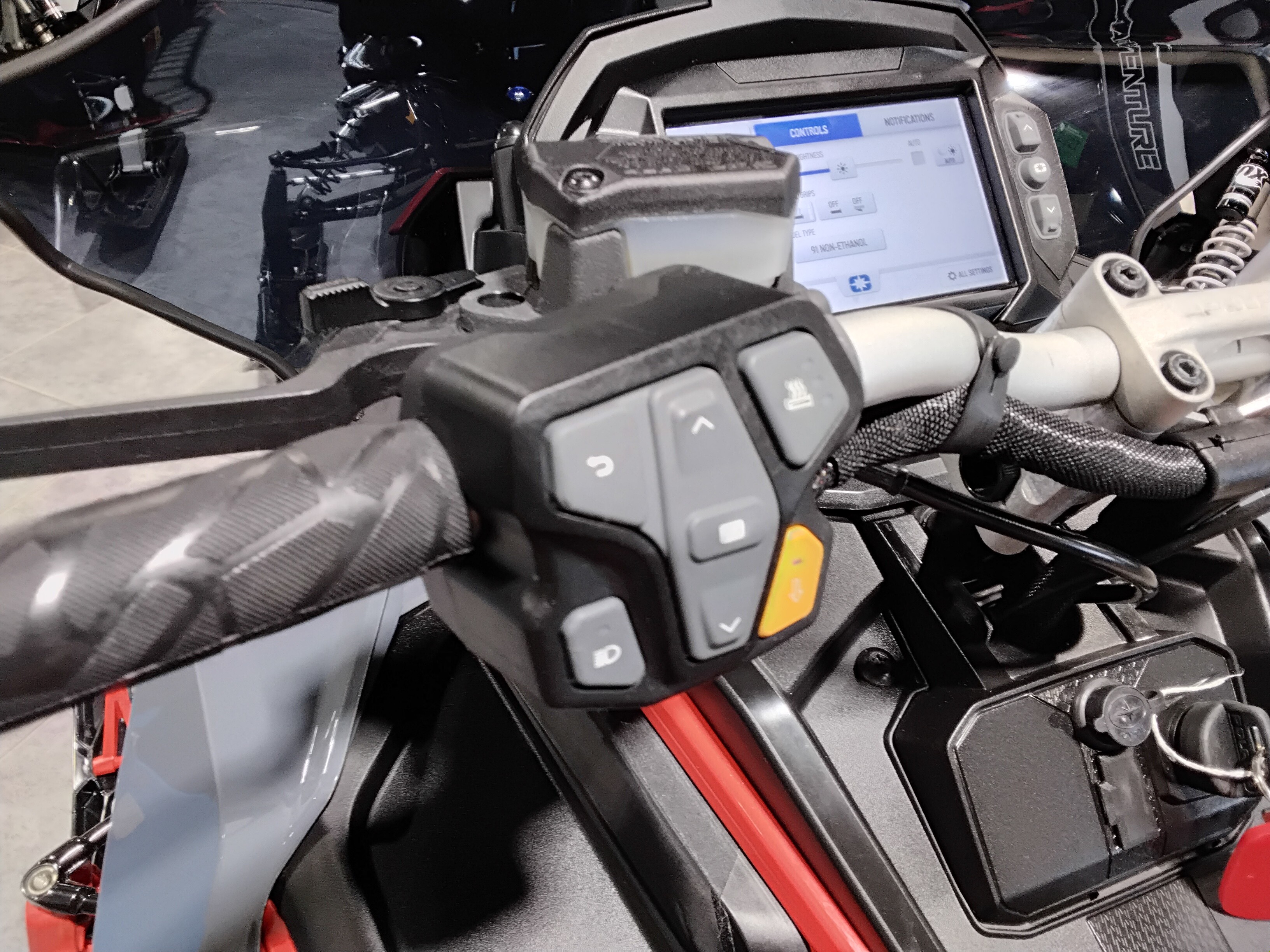 2024 Polaris Patriot Boost Indy VR1 137 SC ES 8