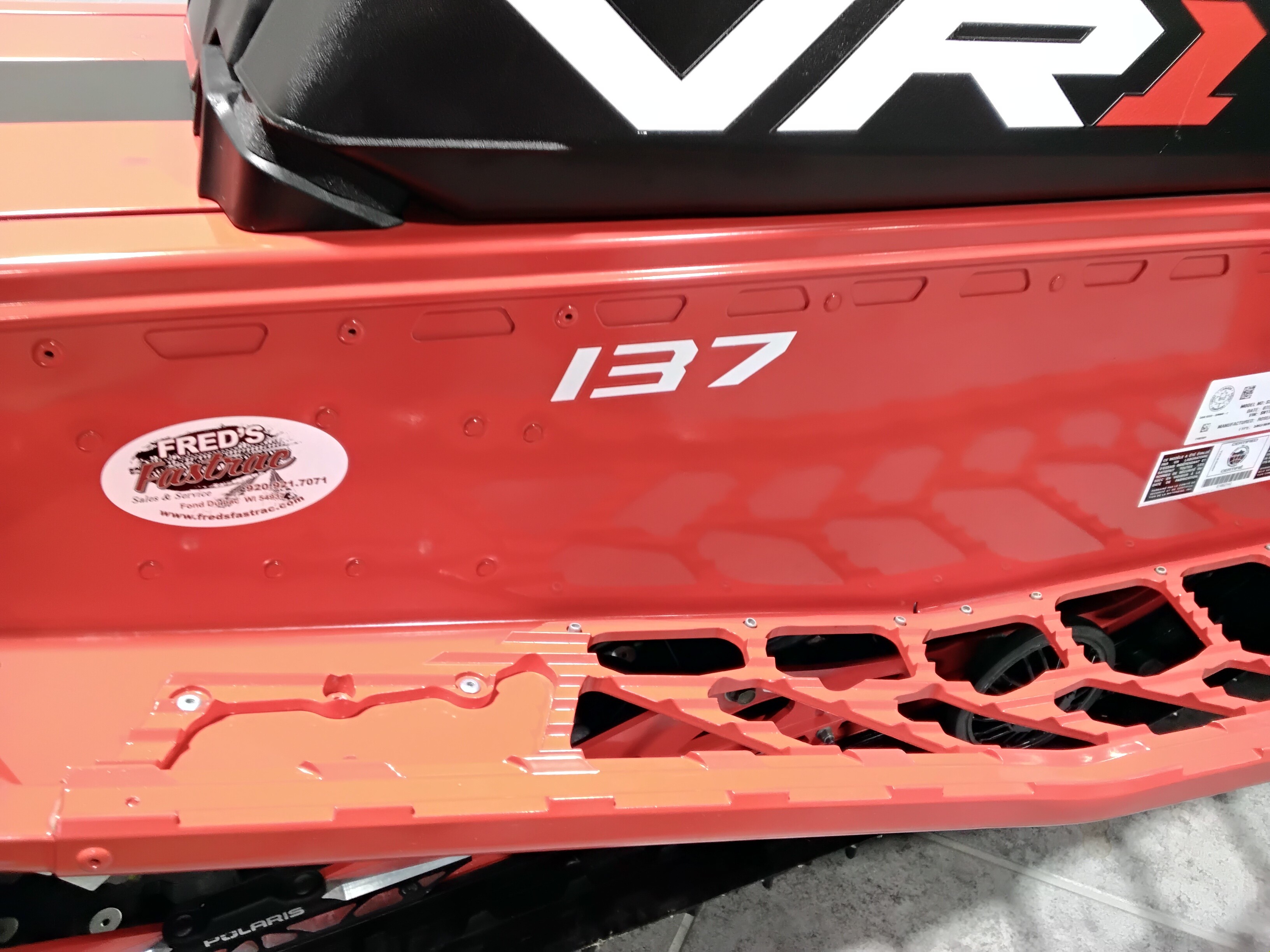2024 Polaris Patriot Boost Indy VR1 137 SC ES 9