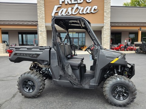 2026 Polaris Ranger 1000 Premium — photo 1 of 28