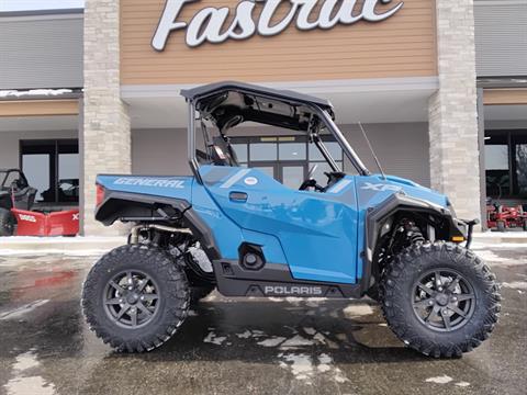 2026 Polaris General XP 1000 Ultimate — photo 1 of 26