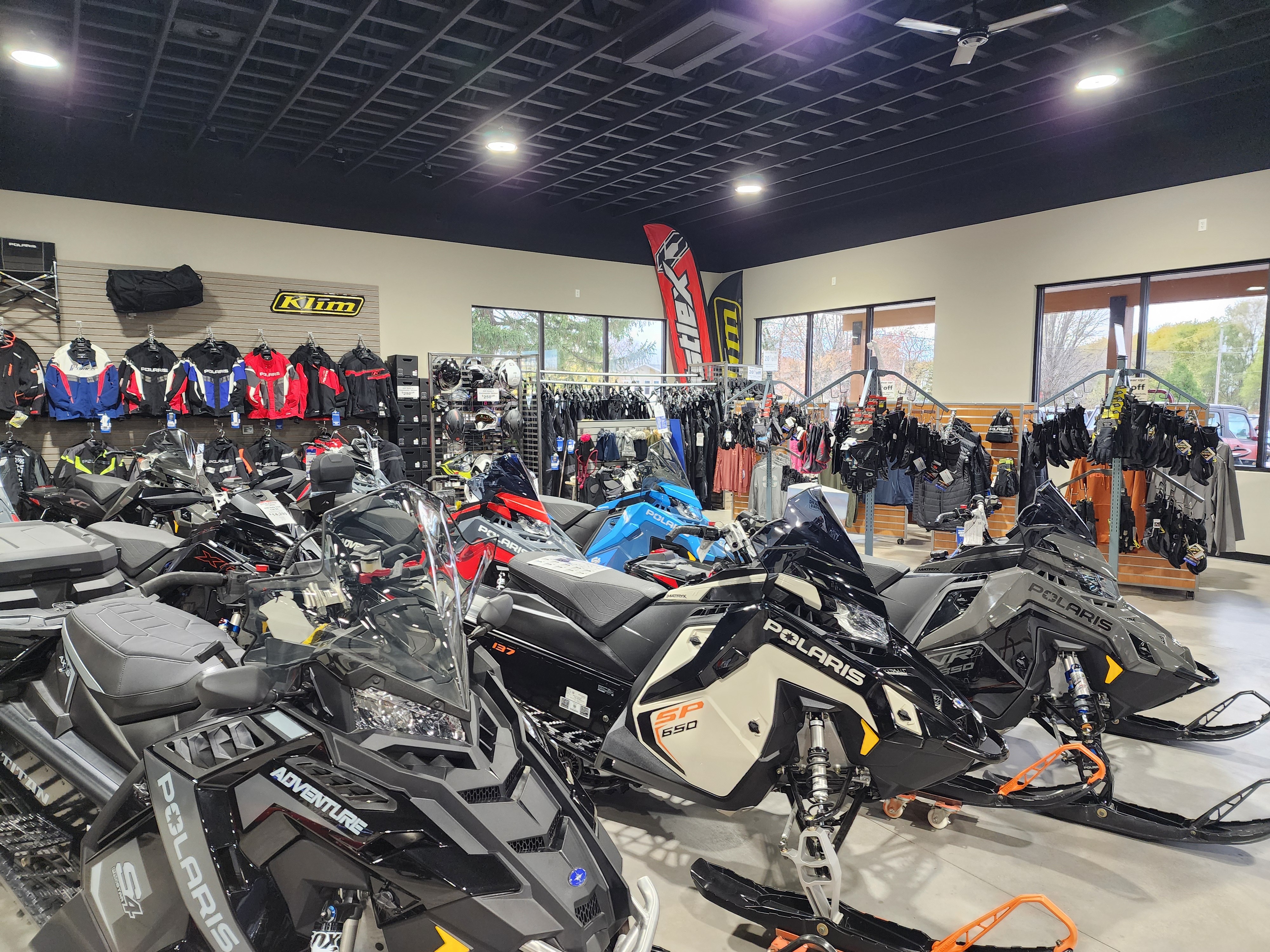 2027 Polaris Sportsman 600 EPS 1