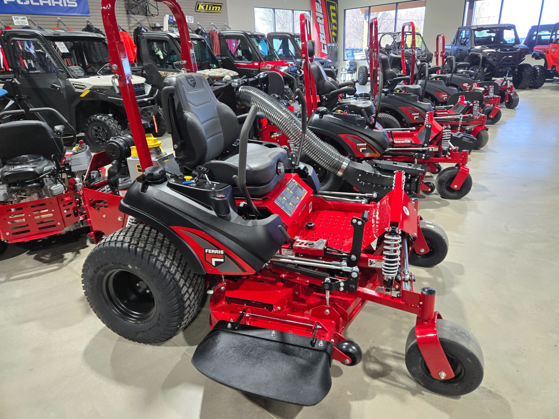 2025  ISX 3300 60 in. Vanguard BIG BLOCK EFI ETC with Oi 1