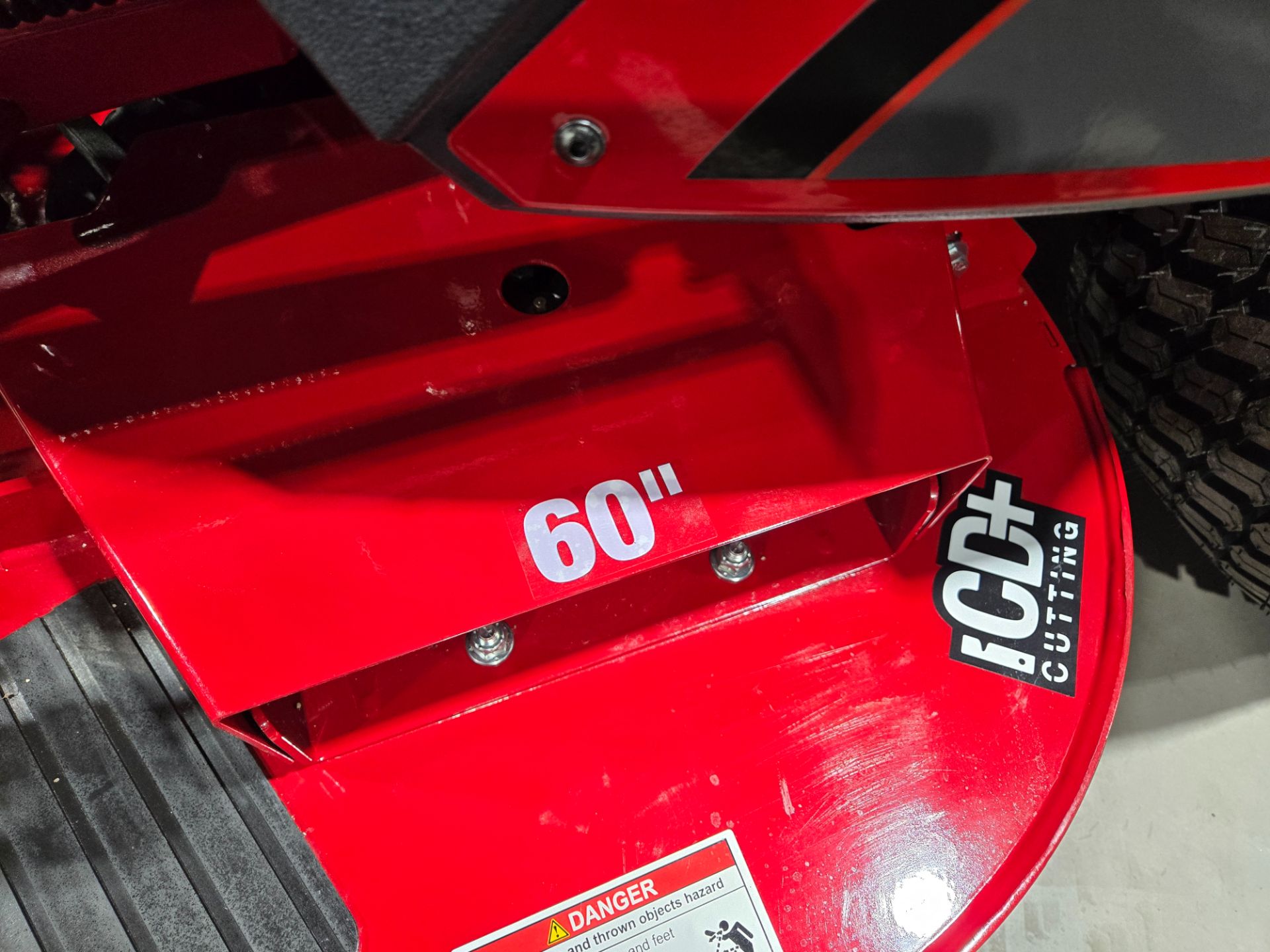 2025  ISX 3300 60 in. Vanguard BIG BLOCK EFI ETC with Oi 9