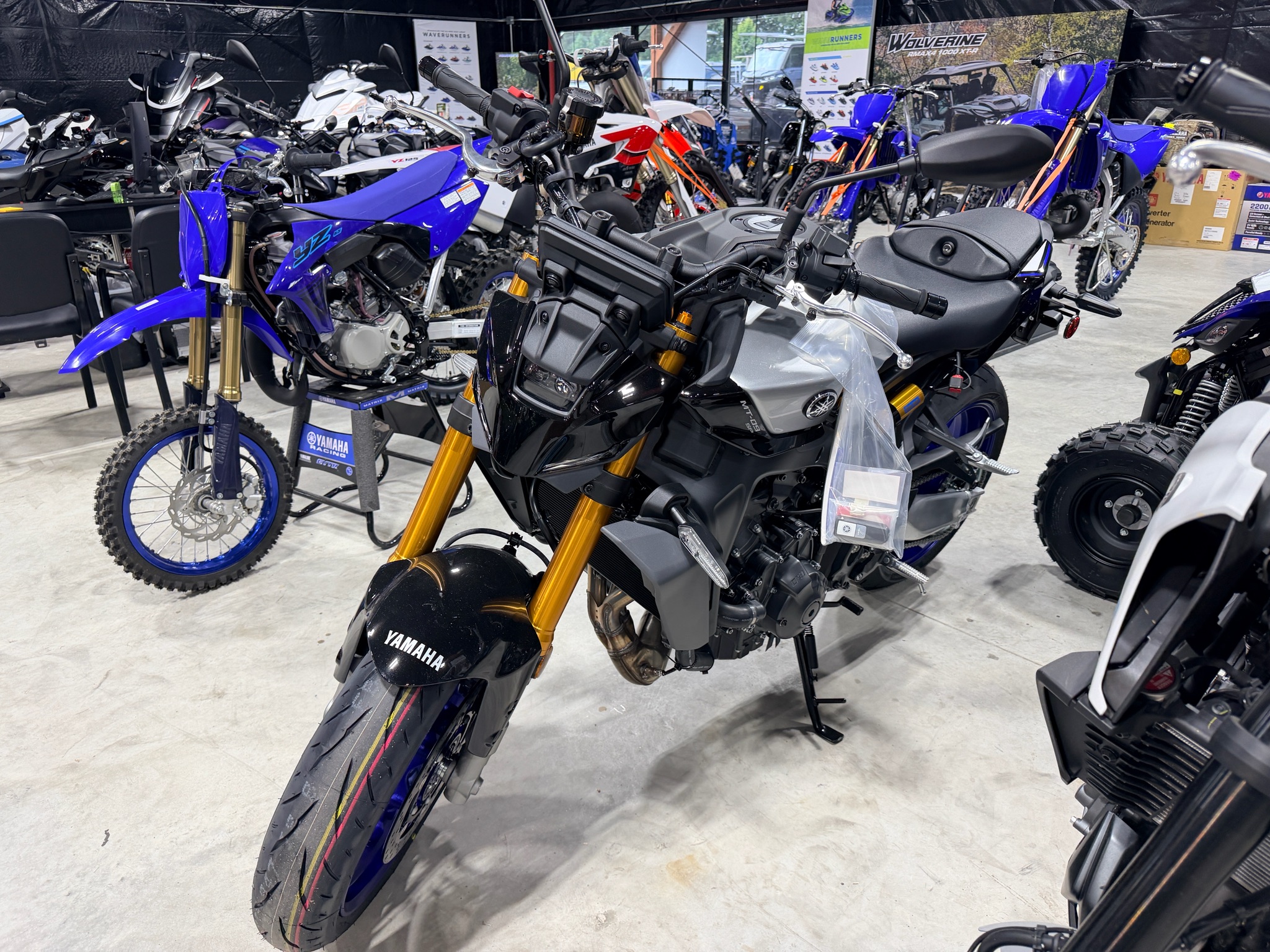 New 2026 Yamaha MT-09 SP Liquid Metal / Raven | Motorcycles in