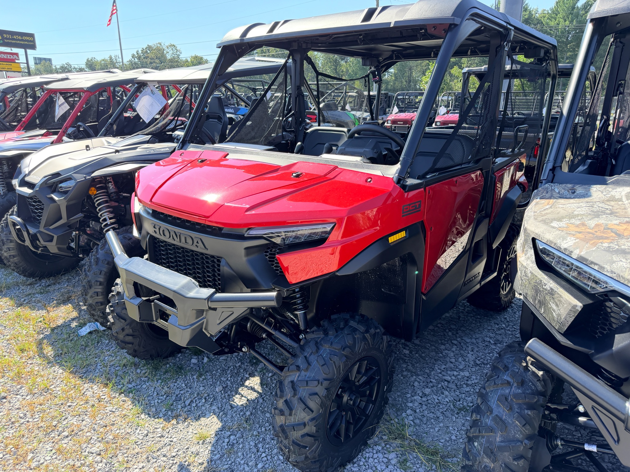 2026 Honda Pioneer 1000-5 Deluxe 2
