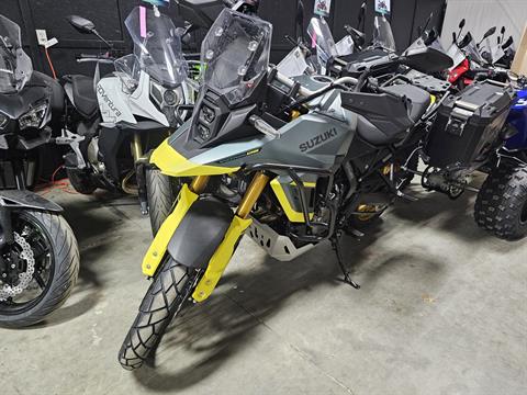 New 2024 Suzuki V-Strom 800DE Adventure Metallic Matte Steel Green