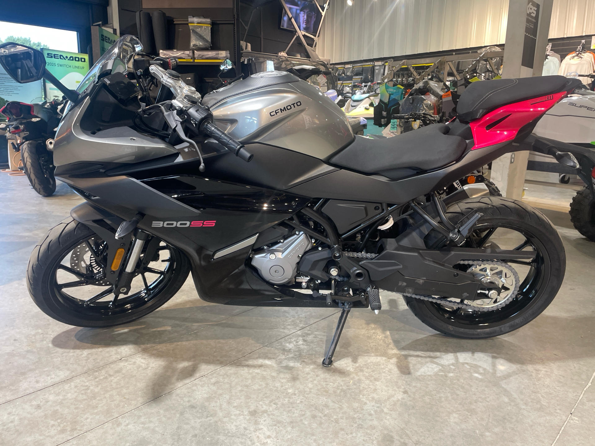 New 2025 CFMOTO 300SS Nebula Black | Motorcycles in Crossville TN