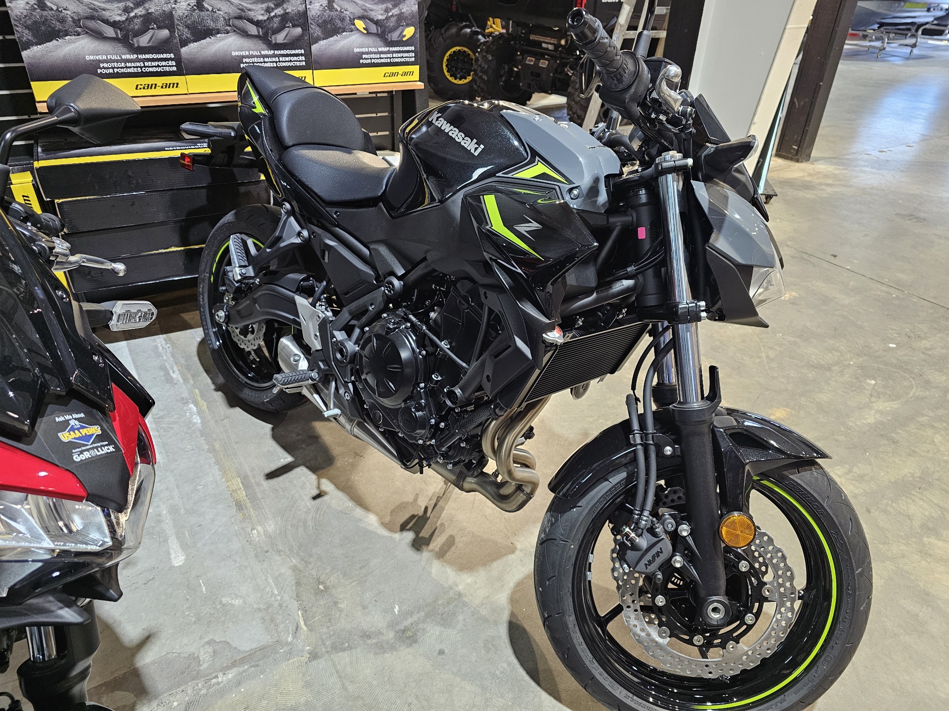 New 2024 Kawasaki Z650 Metallic Matte Dark Gray / Metallic