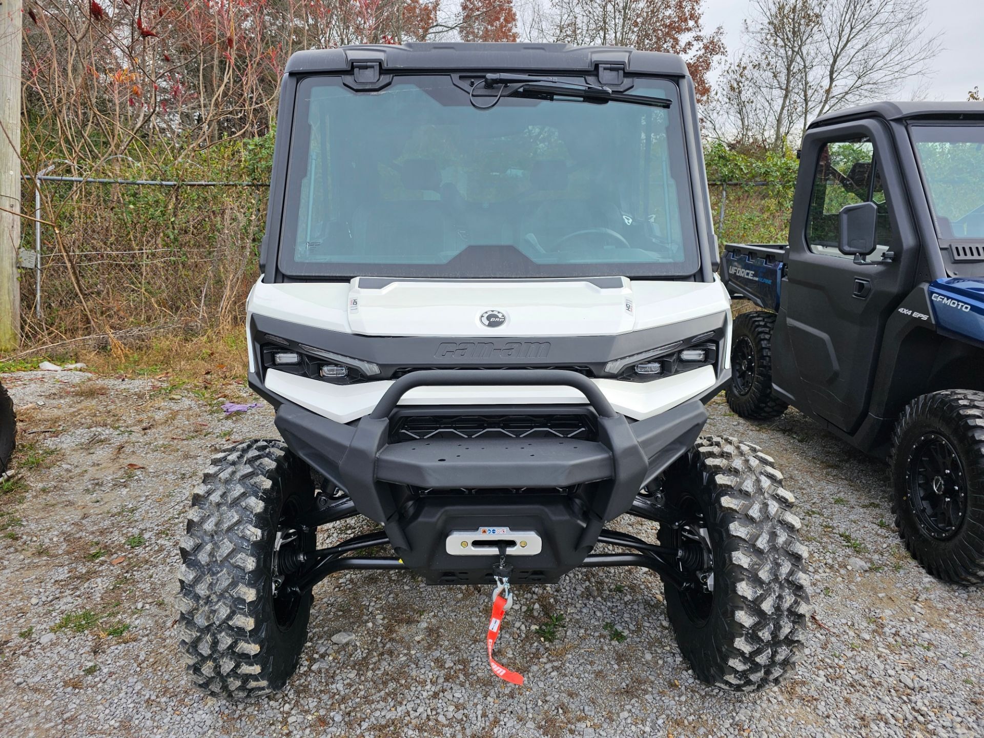 2026 Can-Am™ Defender MAX Limited HD11 2