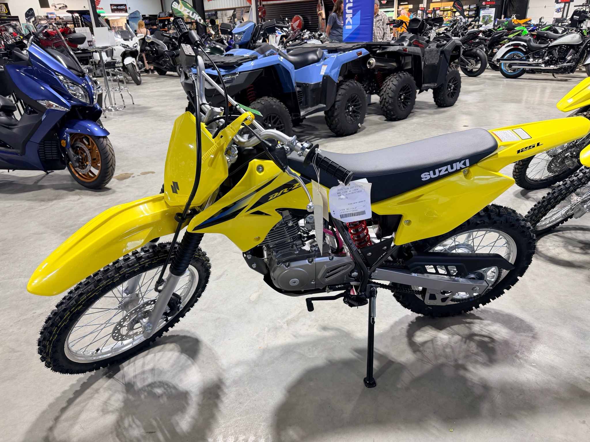 2027 Suzuki DR-Z125L 3