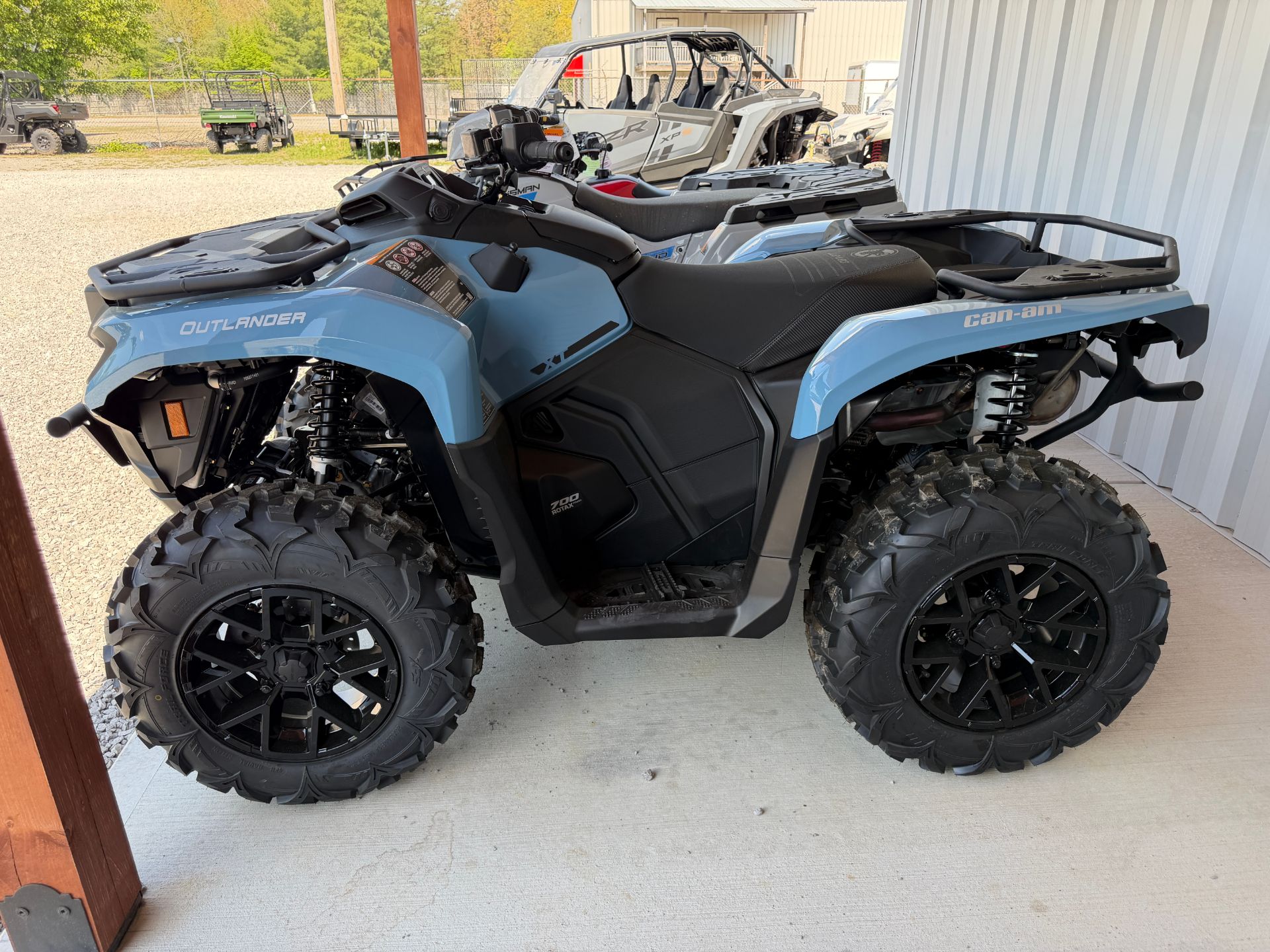 New 2026 Can-Am Outlander XT 700 for sale in Crossville, TN