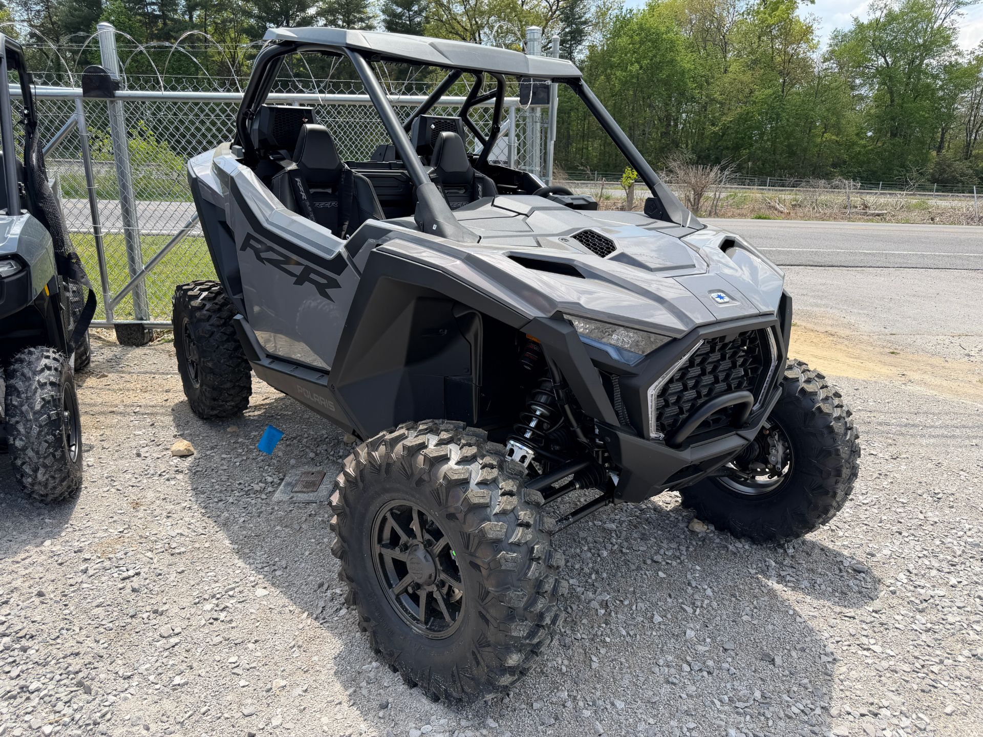2026 Polaris RZR photo 4