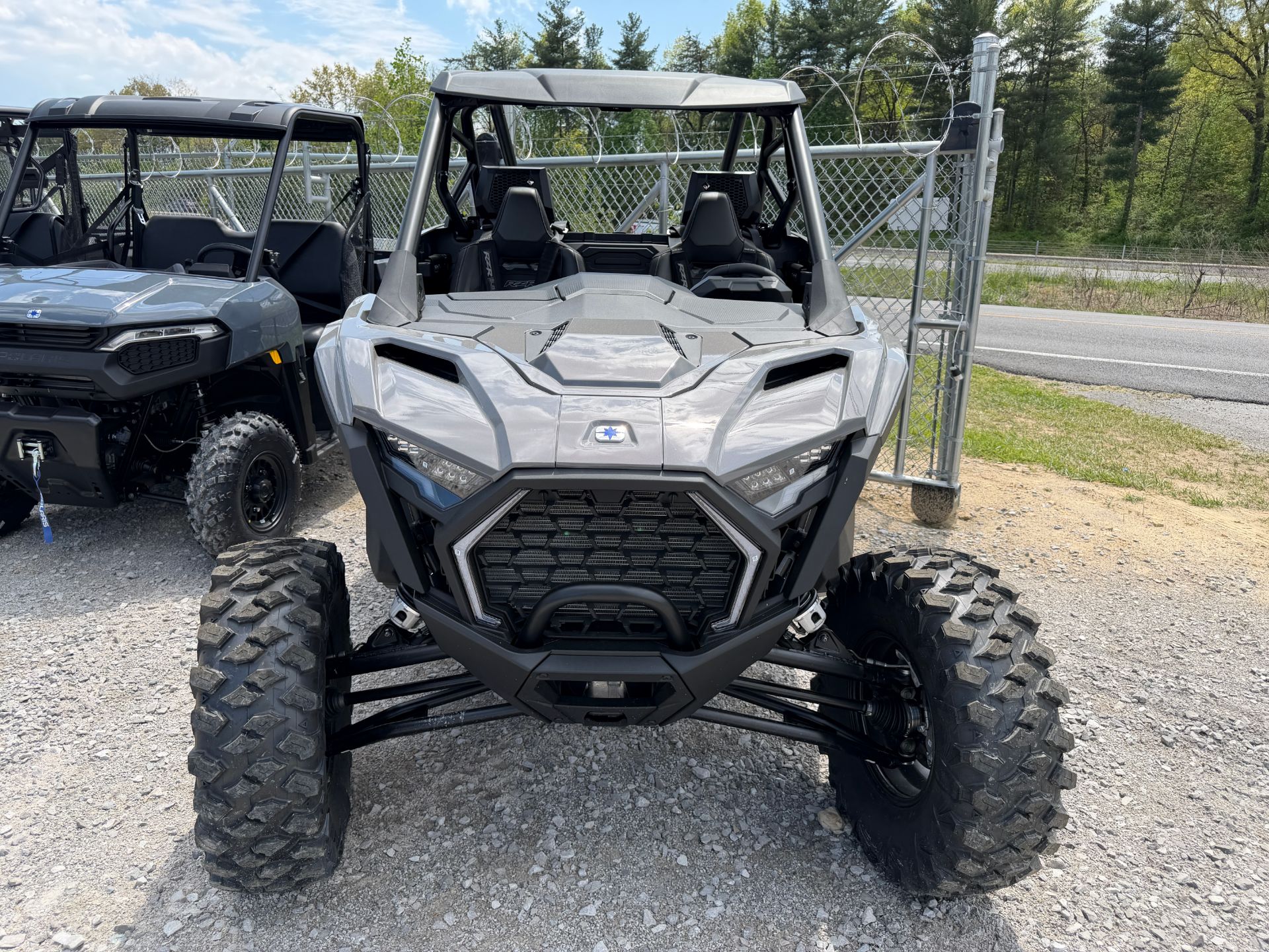 2026 Polaris RZR photo 5