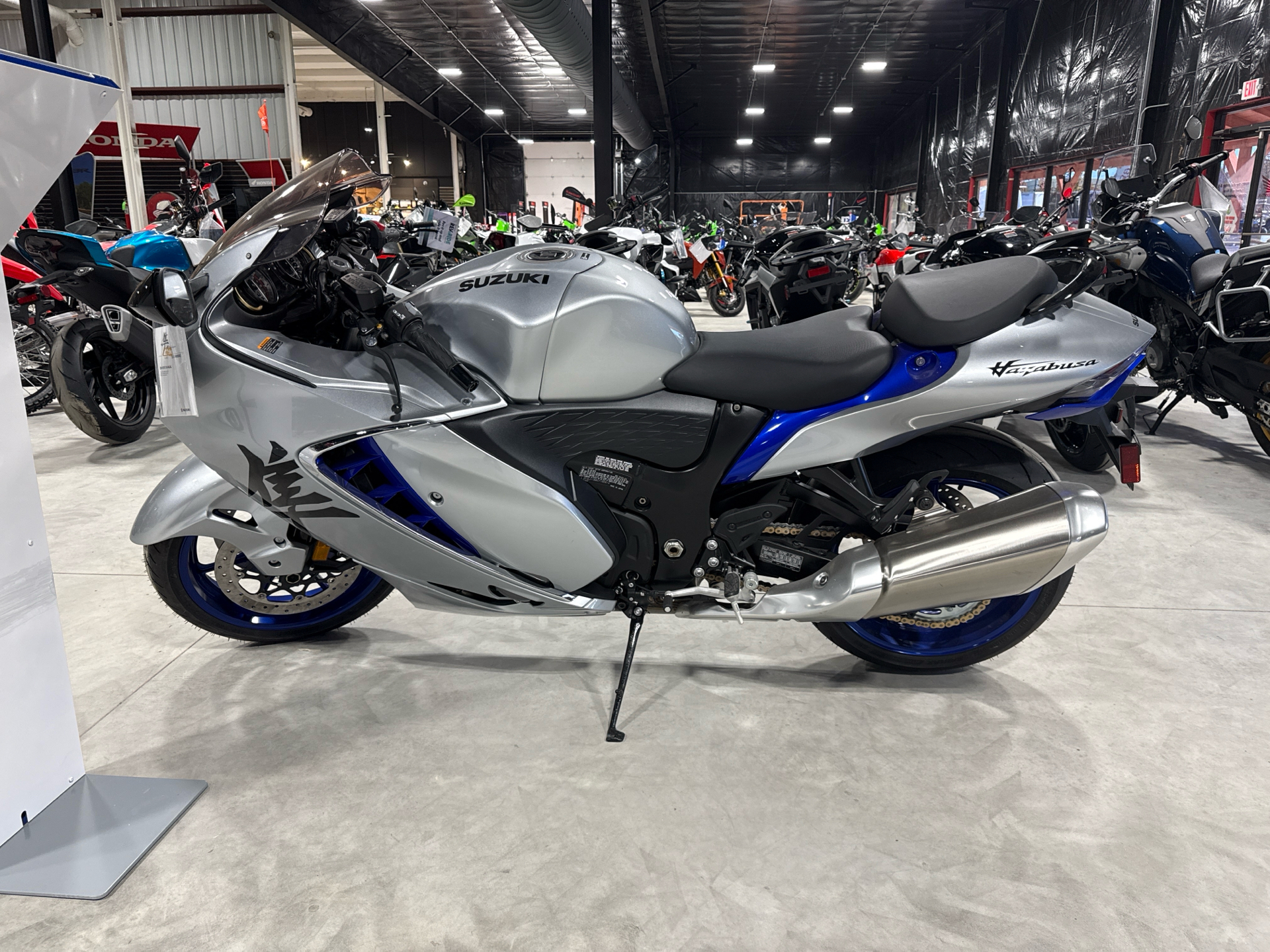 2025 Suzuki Hayabusa 6