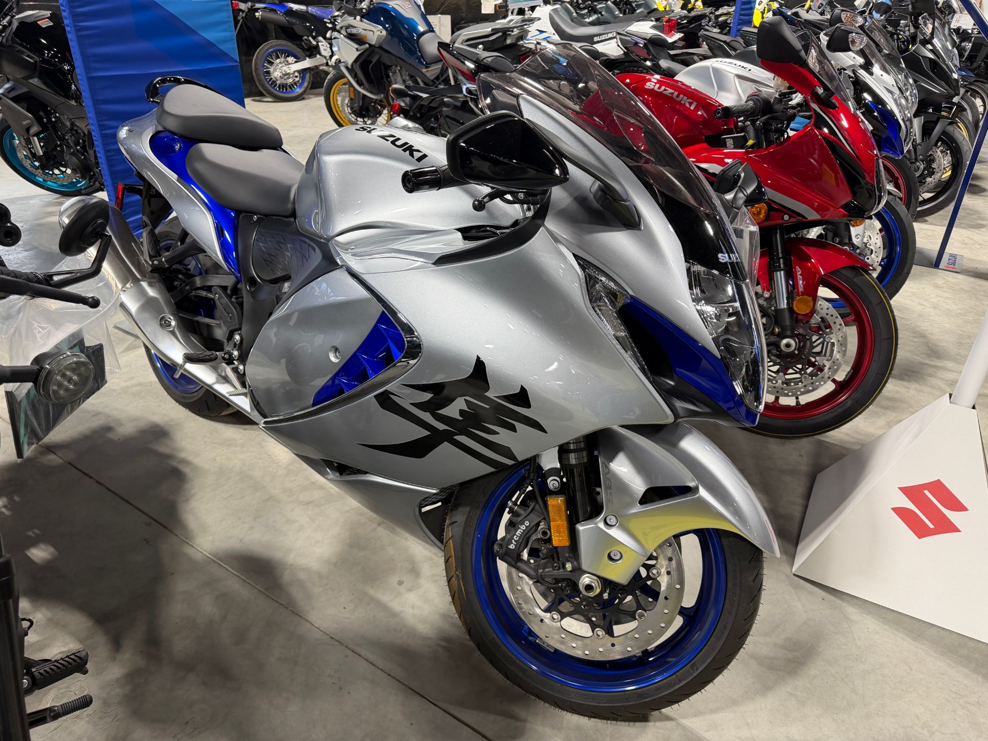 2025 Suzuki Hayabusa 1