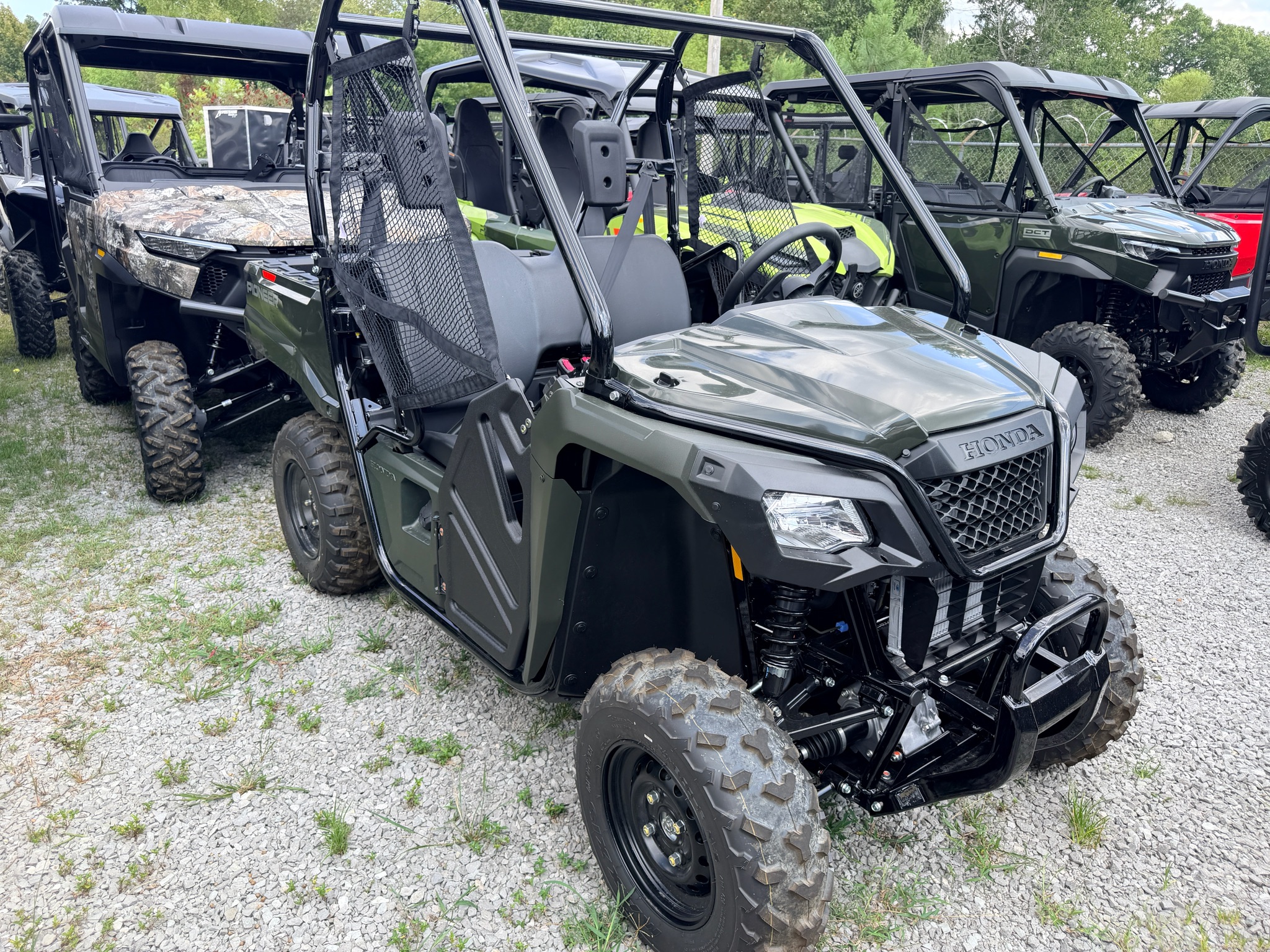 2026 Honda Pioneer 520 1