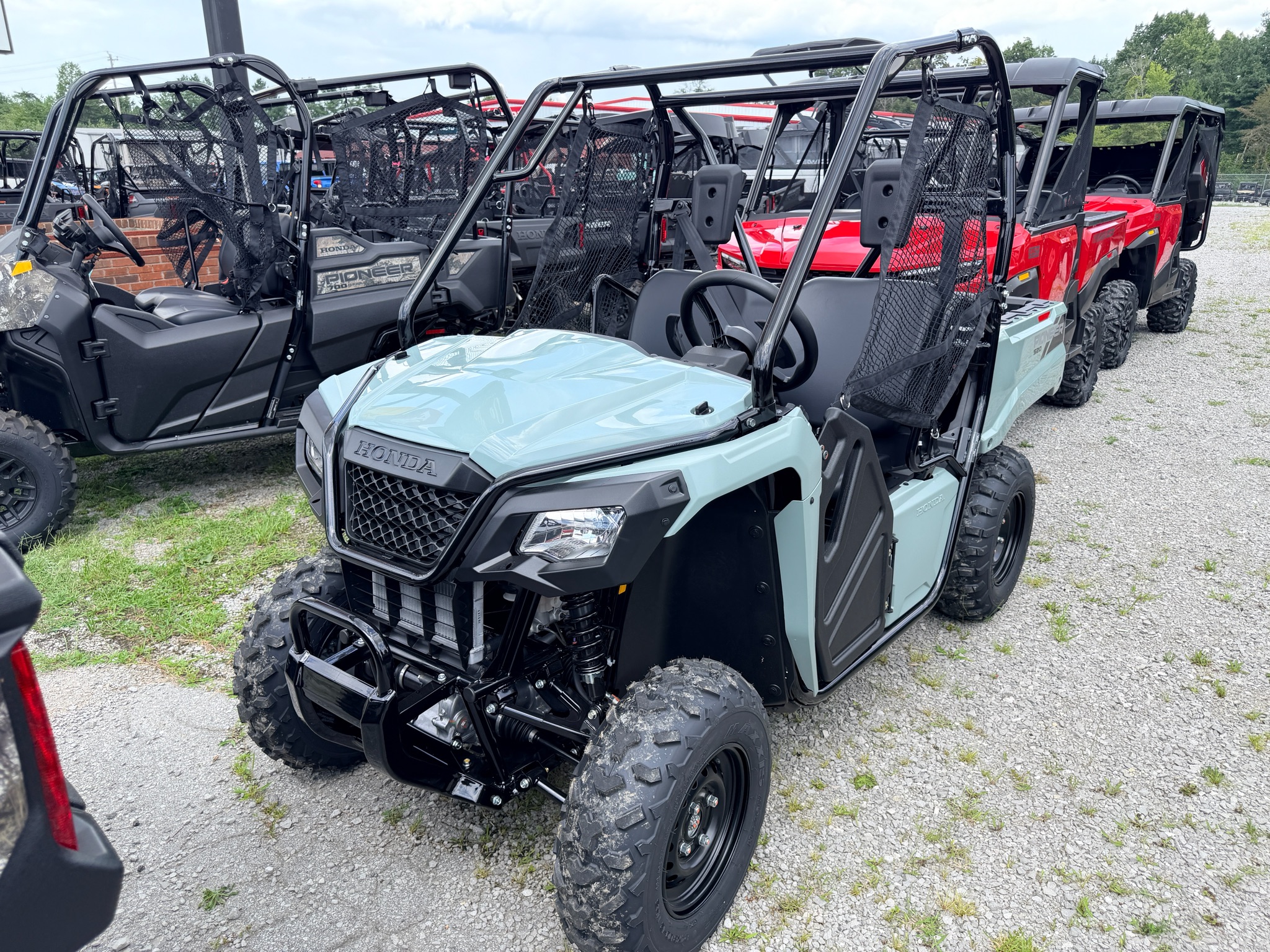 2026 Honda Pioneer 520 2