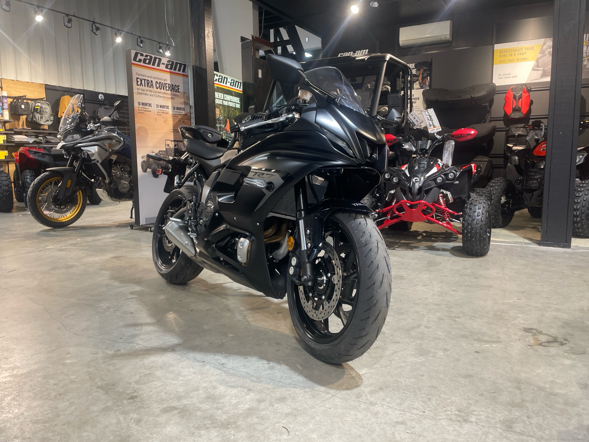 New 2025 Yamaha YZF-R7 Matte Raven Black | Motorcycles in Crossville TN ...