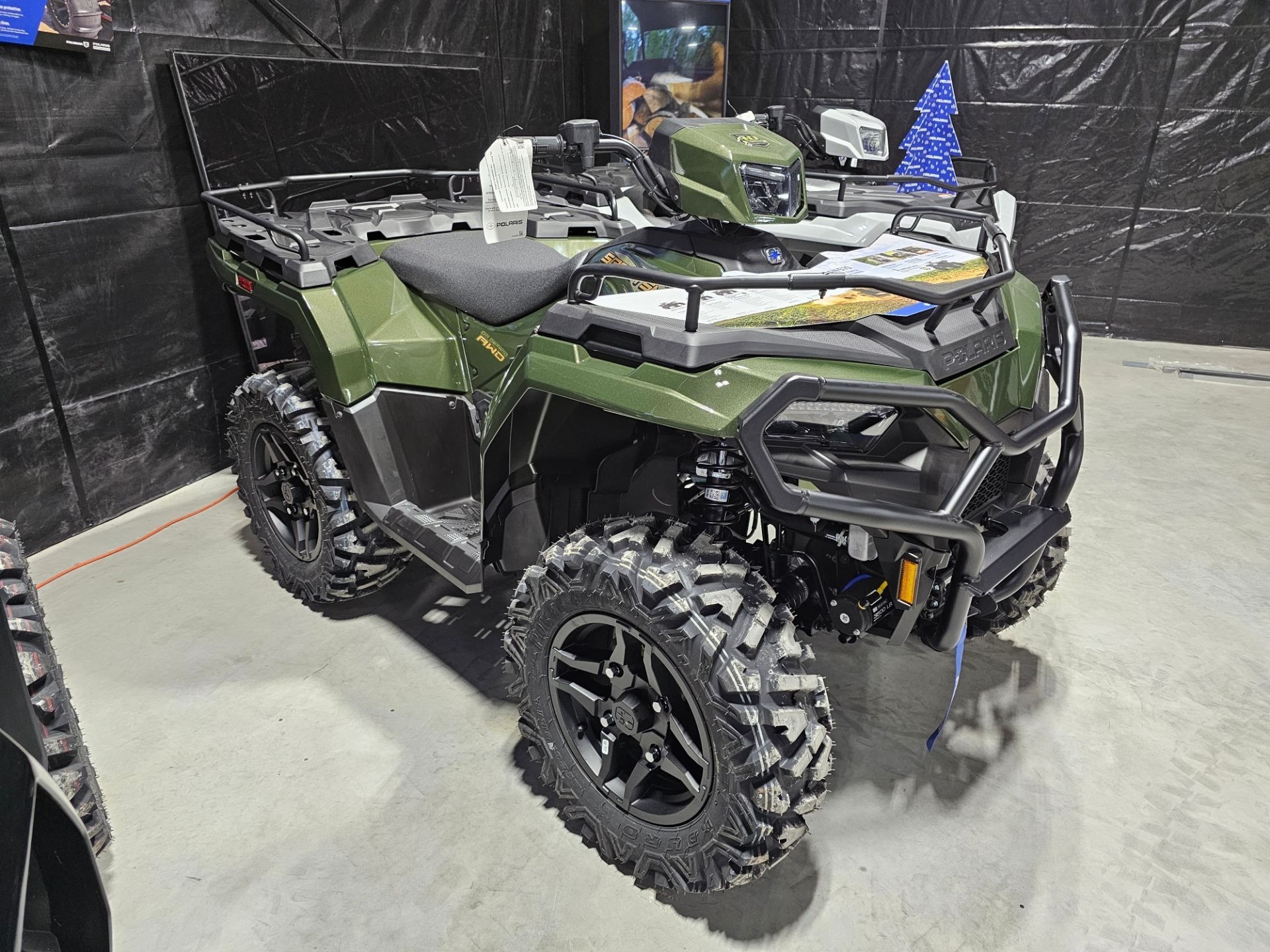 シマグミ　440 New 2026 Polaris Sportsman 570 Premium - 40th Anniversary Edition
