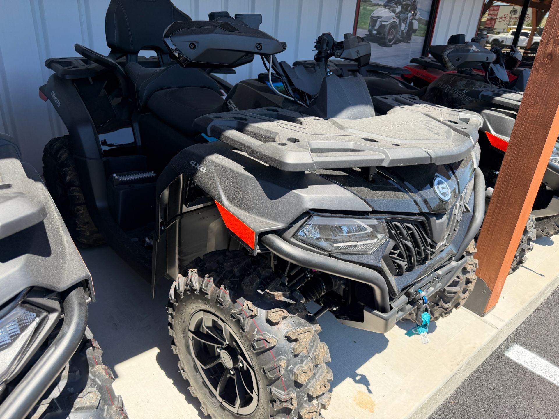 2026  CFORCE 600 Touring 1
