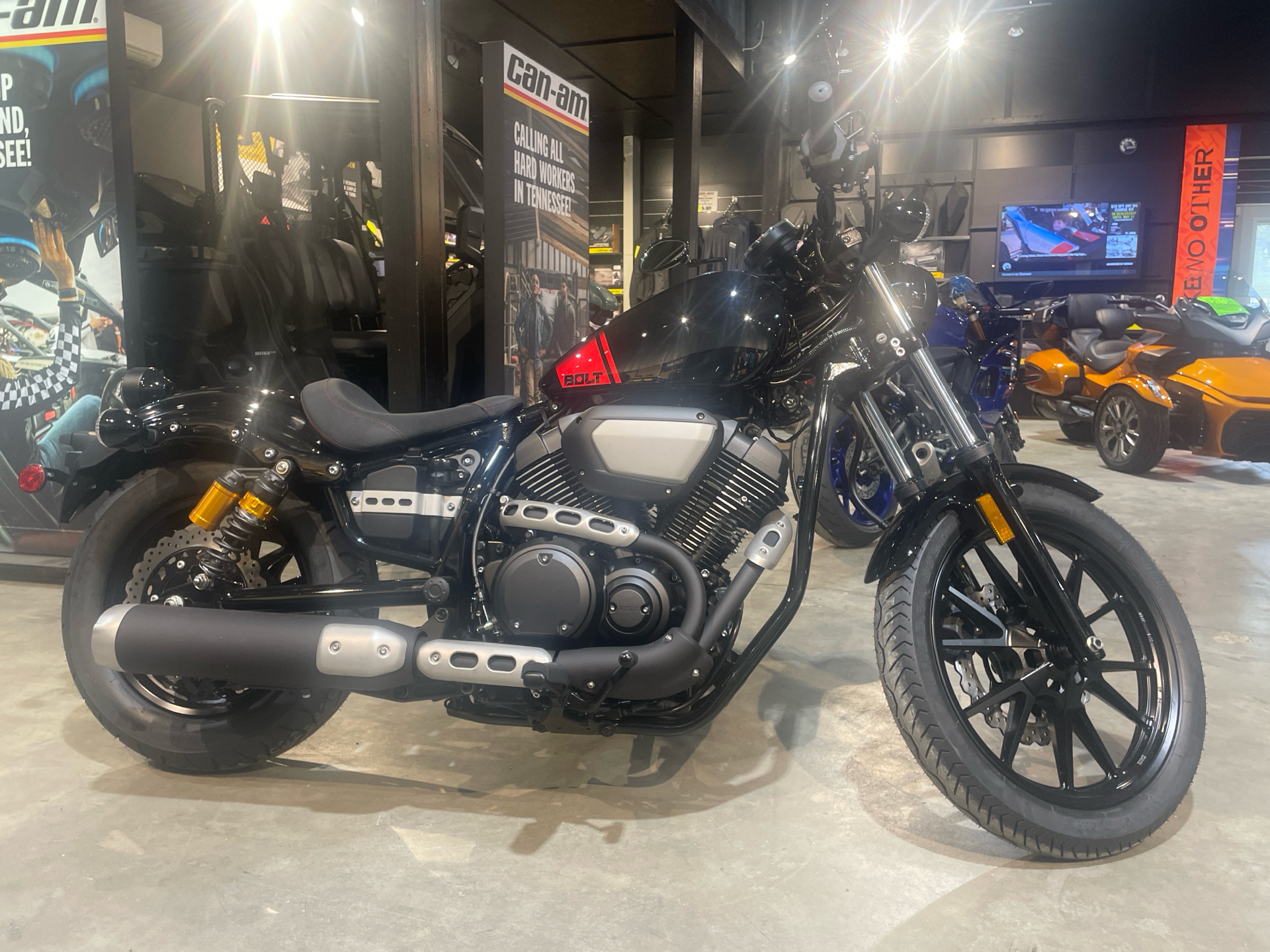New 2025 Yamaha Bolt R-Spec Raven | Motorcycles in Crossville TN