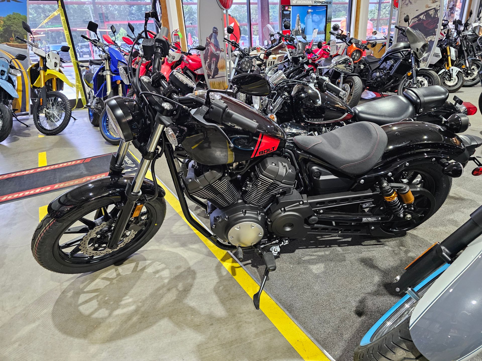New 2025 Yamaha Bolt R-Spec Raven | Motorcycles in Crossville TN