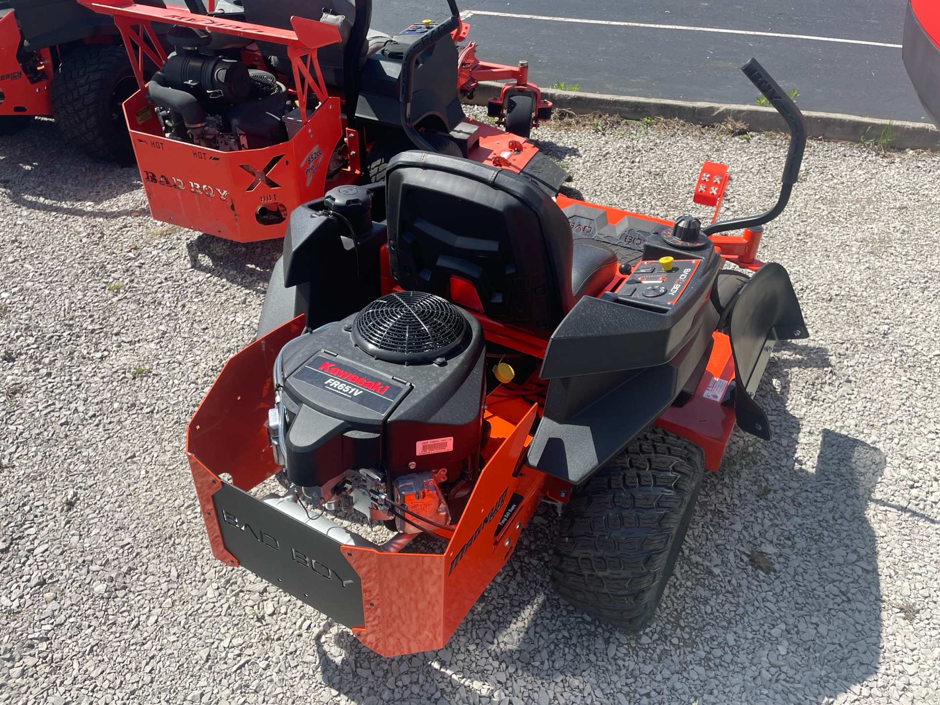 New 2025 Bad Boy Mowers MZ Magnum 48 in. Kawasaki FR651 22