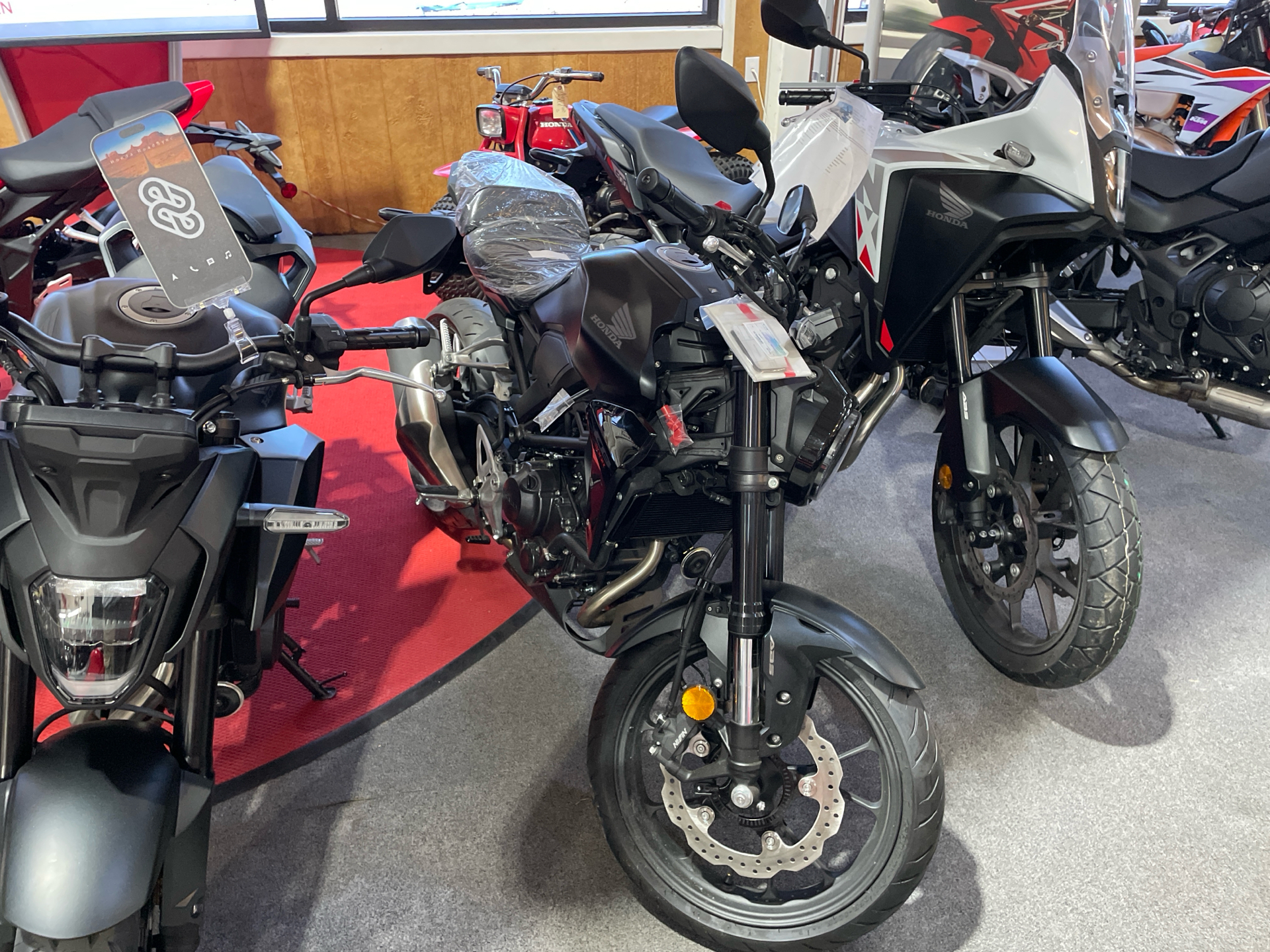 2025 Honda CB300R ABS for Sale in Crossville, TN