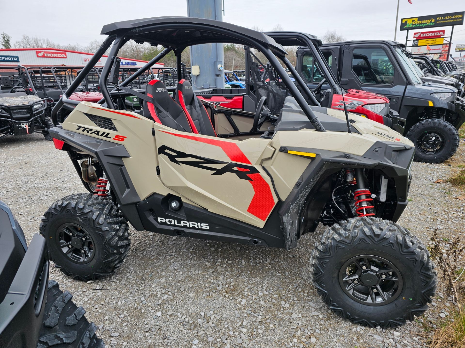 2026 Polaris RZR photo 2
