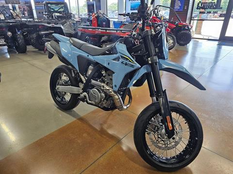 2025 Suzuki DR-Z4SM — photo 1 of 18