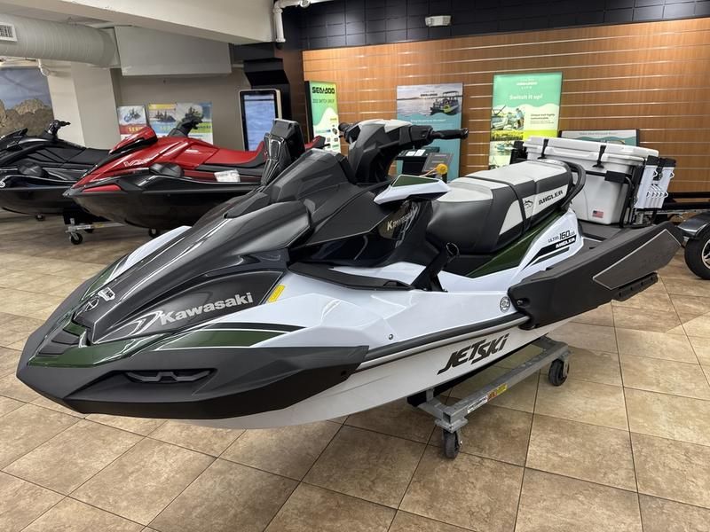 FLT zillva 140S 160S 限定モデルGARISON 3点セット New 2025 Kawasaki Jet Ski® Ultra® 160LX-S Angler Crystal White