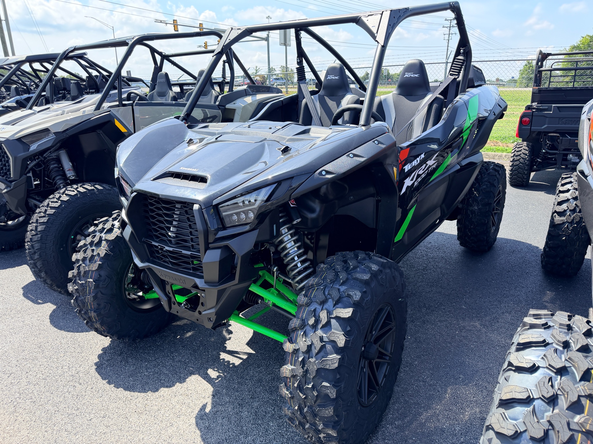 2027 Kawasaki TERYX KRX® 1000 TR 2