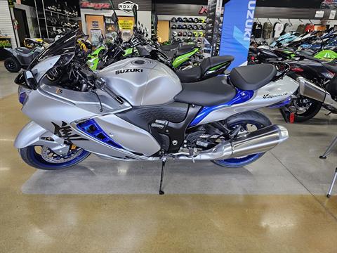 TSJ×HAKU BLACK×SILVER New 2025 Suzuki Hayabusa Metallic Matte Green / Metallic