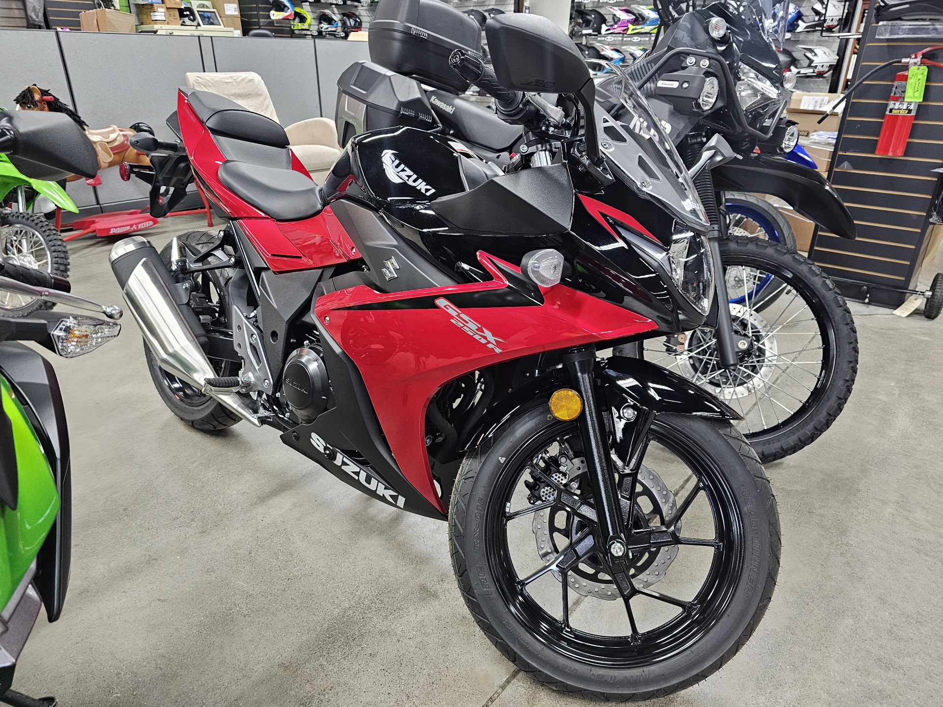 New 2024 Suzuki GSX250R ABS Metallic Diamond Red / Pearl Nebular