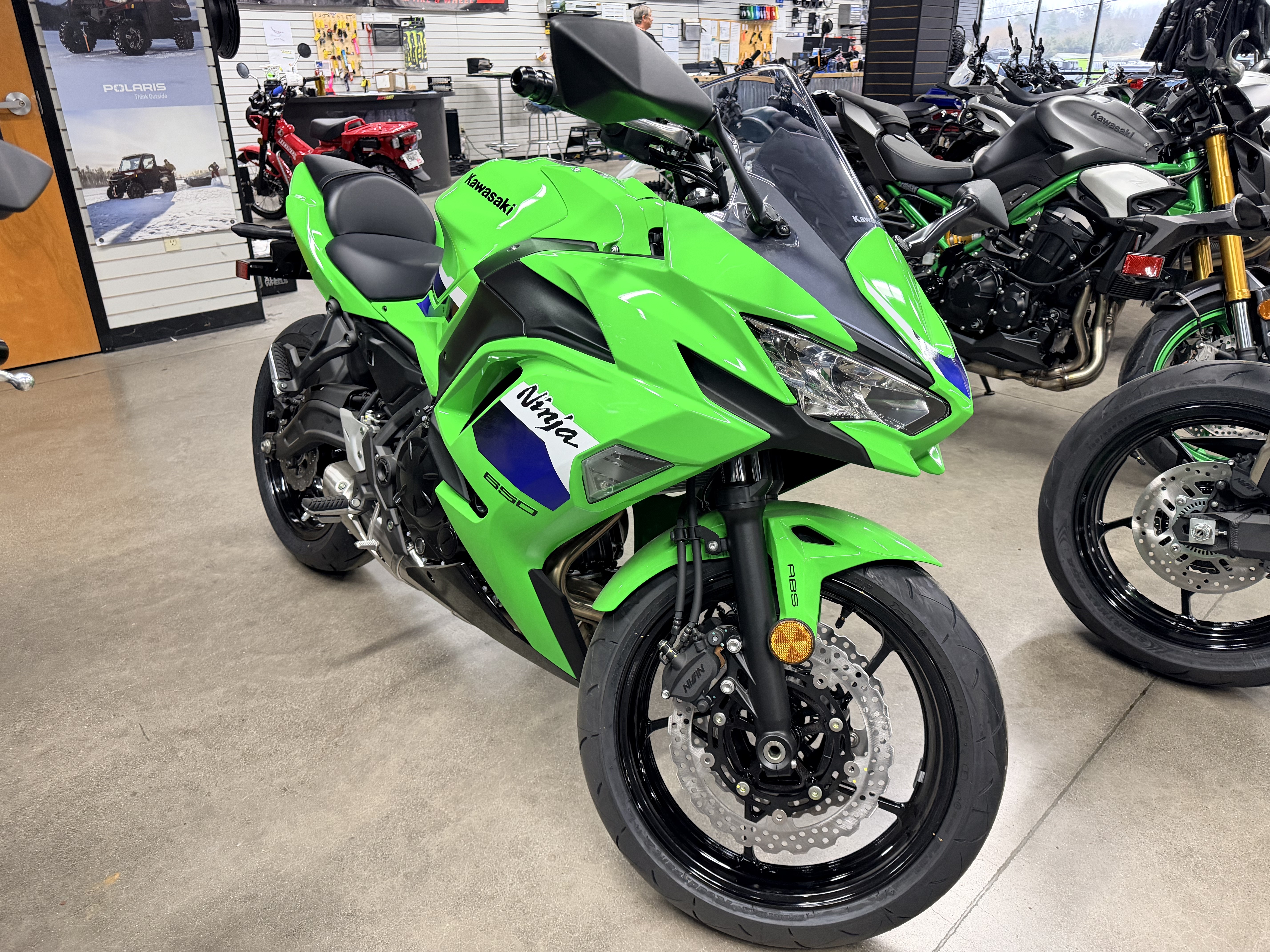 フシギバナ New 2026 Kawasaki Ninja® 650 ABS Lime Green | Motorcycles in