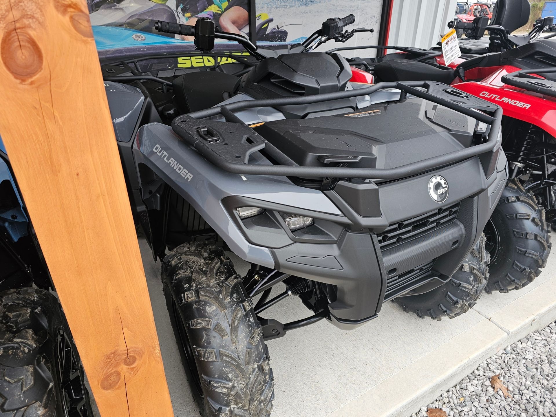 2026 Can-Am™ Outlander DPS 700 1