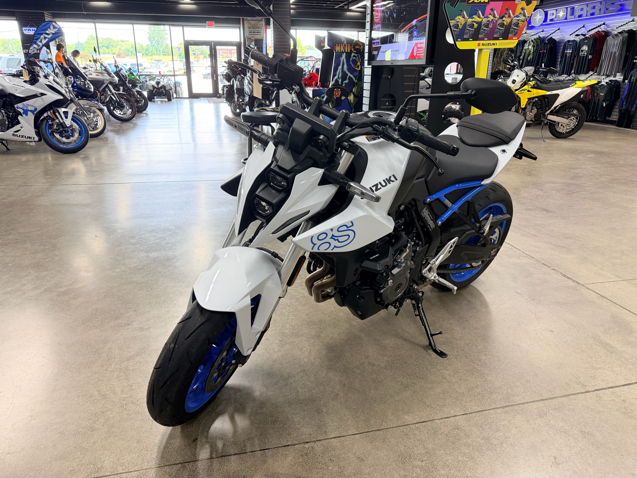 2023 Suzuki GSX-8S 2