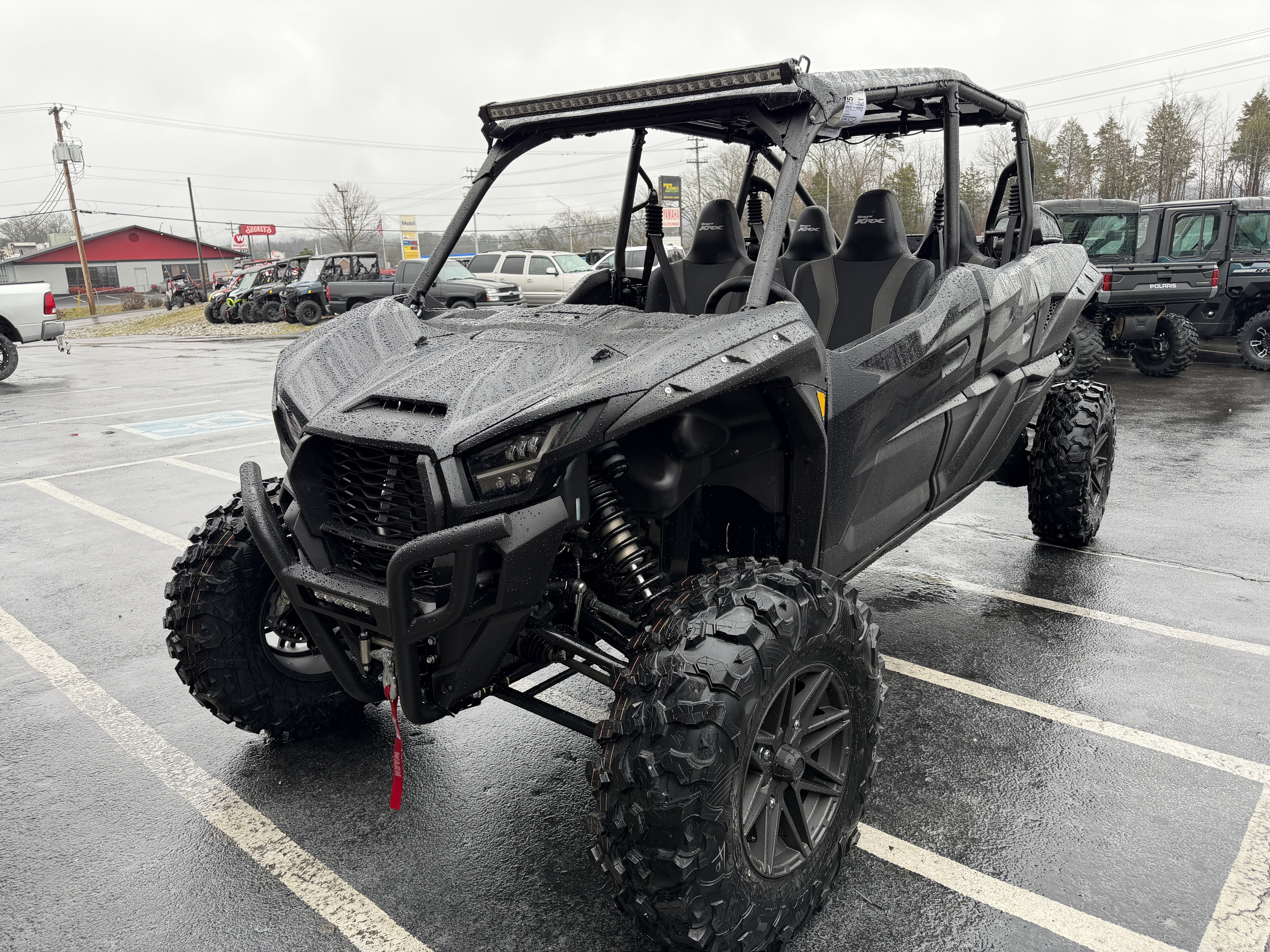 2027 Kawasaki TERYX® KRX4 1000 Blackout Edition 3